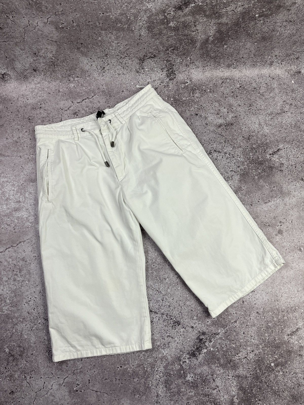 Dolce & Gabbana D&G White Bermuda Shorts Made in Italy 🇮🇹 Size 46 Cotton Size US 30 / EU 46 - 3 Thumbnail
