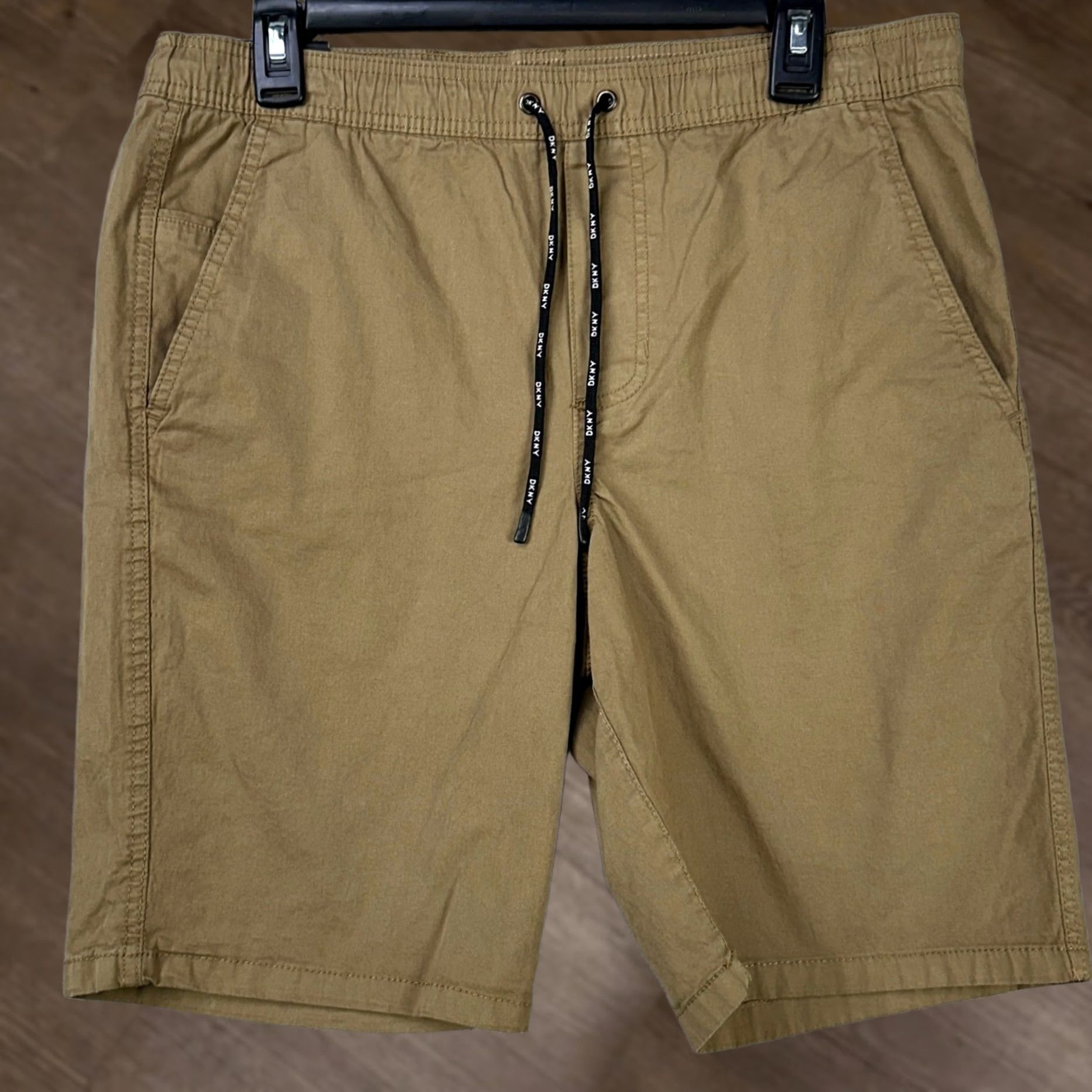 DKNY DKNY Mens Pull On Shorts Regular Medium Khaki Brown Pockets Casual NEW Waist 34 Inseam 8 Stretch Waistband Outdoor Mens Size US 31 - 1 Thumbnail
