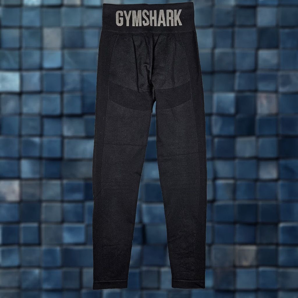 Gymshark Gymshark Women's Black Seamless Spell out Workout Legging XS Size 26" / US 2 / IT 38 - 1 Thumbnail