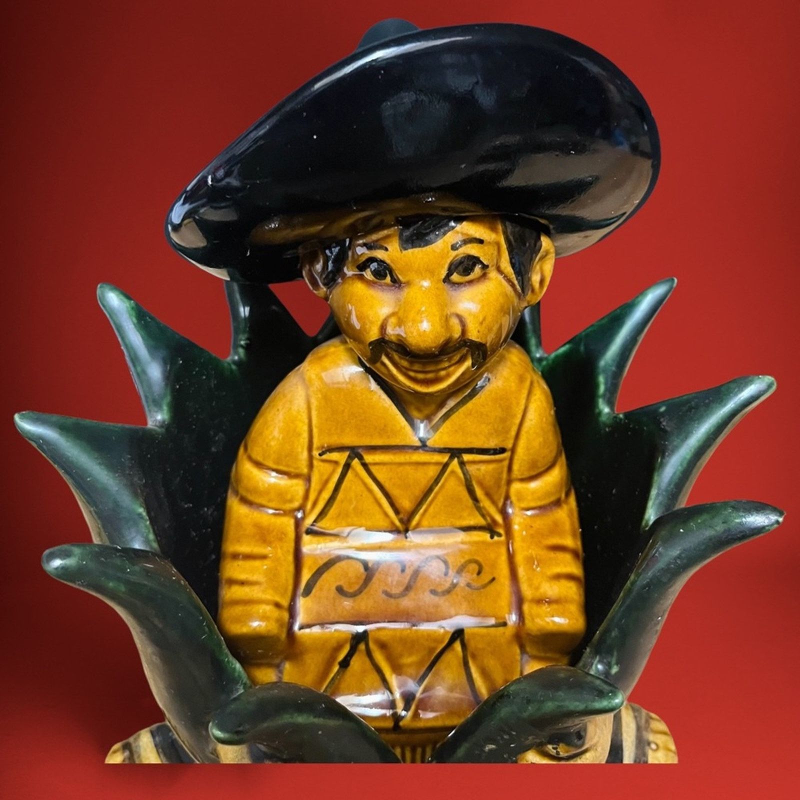 non Vintage Handmade Mexican Man In Bushes Tequila Decanter Cup Size ONE SIZE - 13 Thumbnail