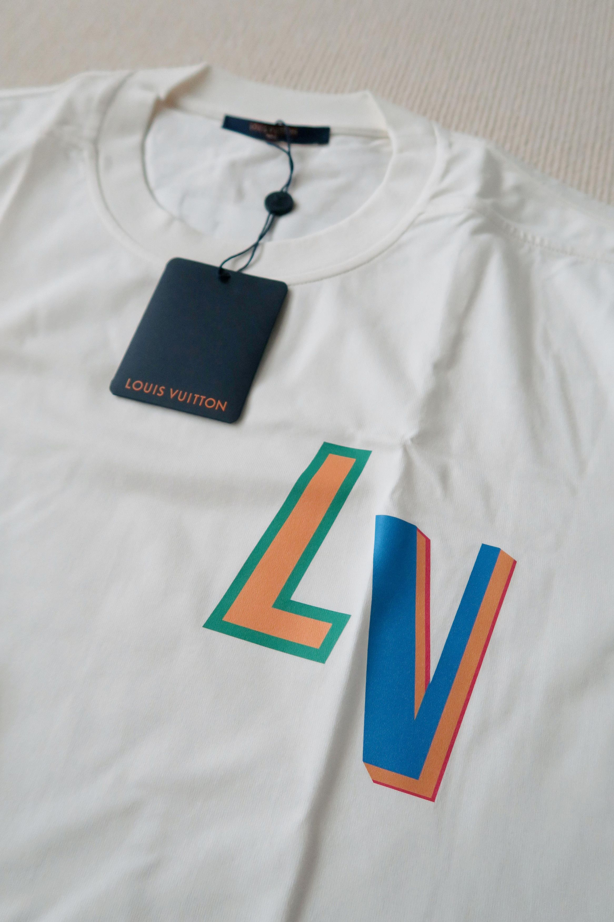 Louis Vuitton Louis Vuitton LV x NBA Basketball T-Shirt Size US XL / EU 56 / 4 - 3 Thumbnail