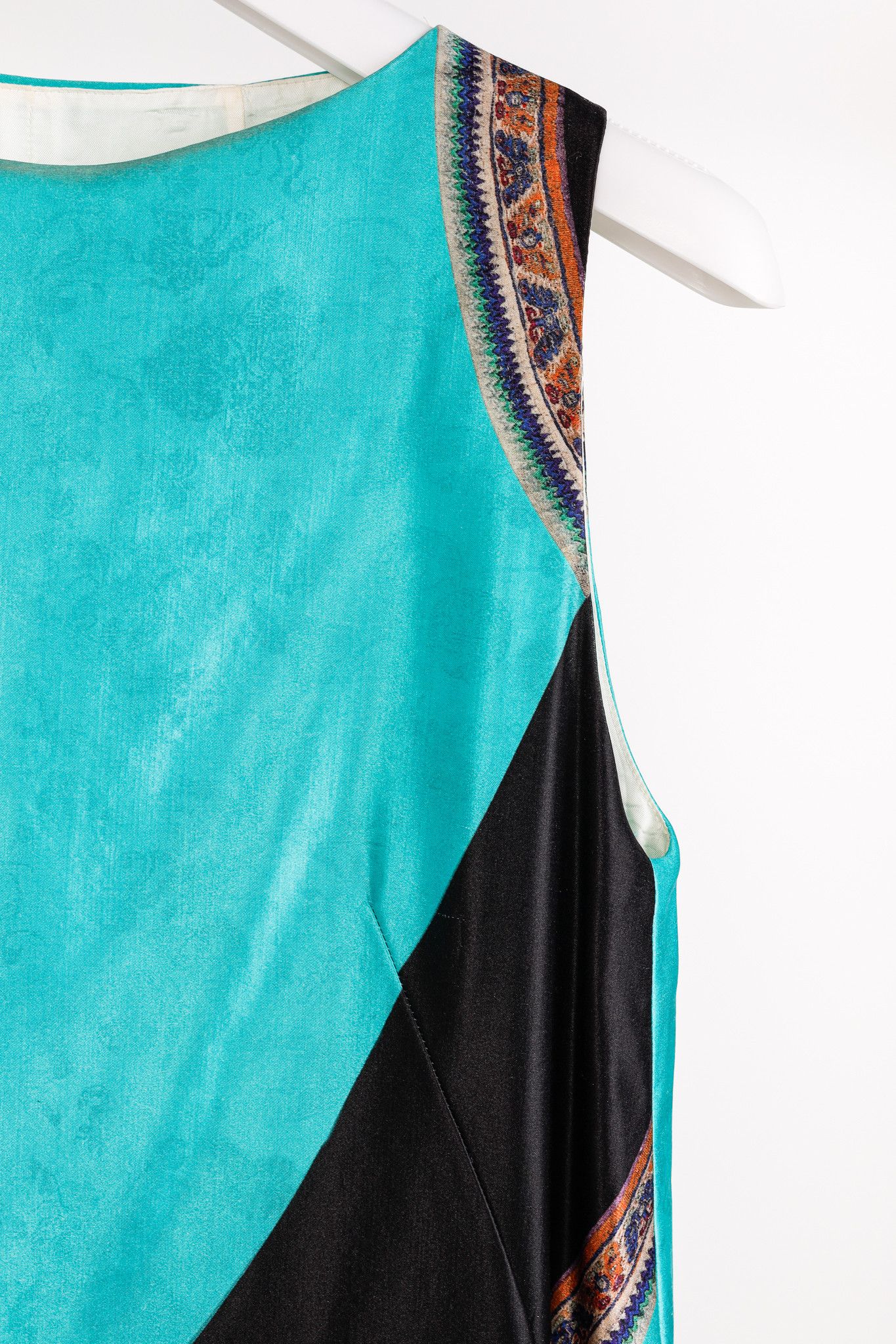 Dries Van Noten Dries Van Noten Printed Satin Sleeveless Mini Shift Dress Size S / US 4 / IT 40 - 5 Thumbnail