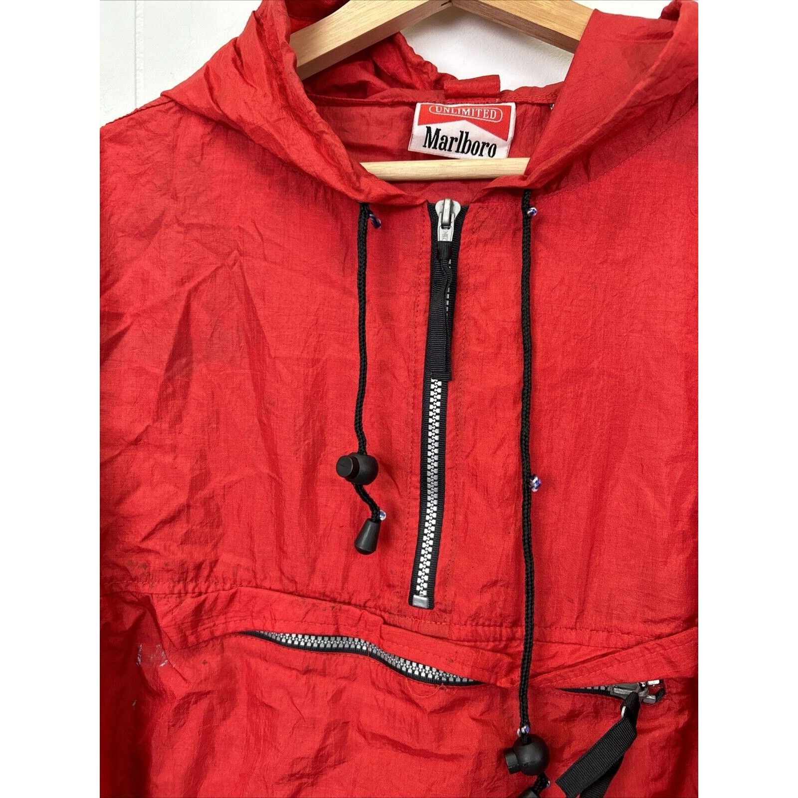 Marlboro Marlboro Vintage Nylon Windbreaker Size XL Kangaroo Pocket Size US XL / EU 56 / 4 - 5 Thumbnail