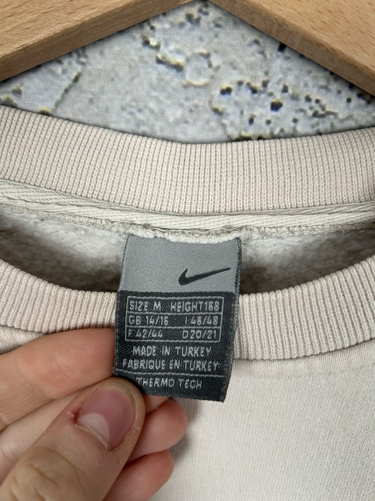 Nike Vintage Nike Cream Boxy Crewneck Streetwear Y2K 00s Hype Size US M / EU 48-50 / 2 - 7 Thumbnail