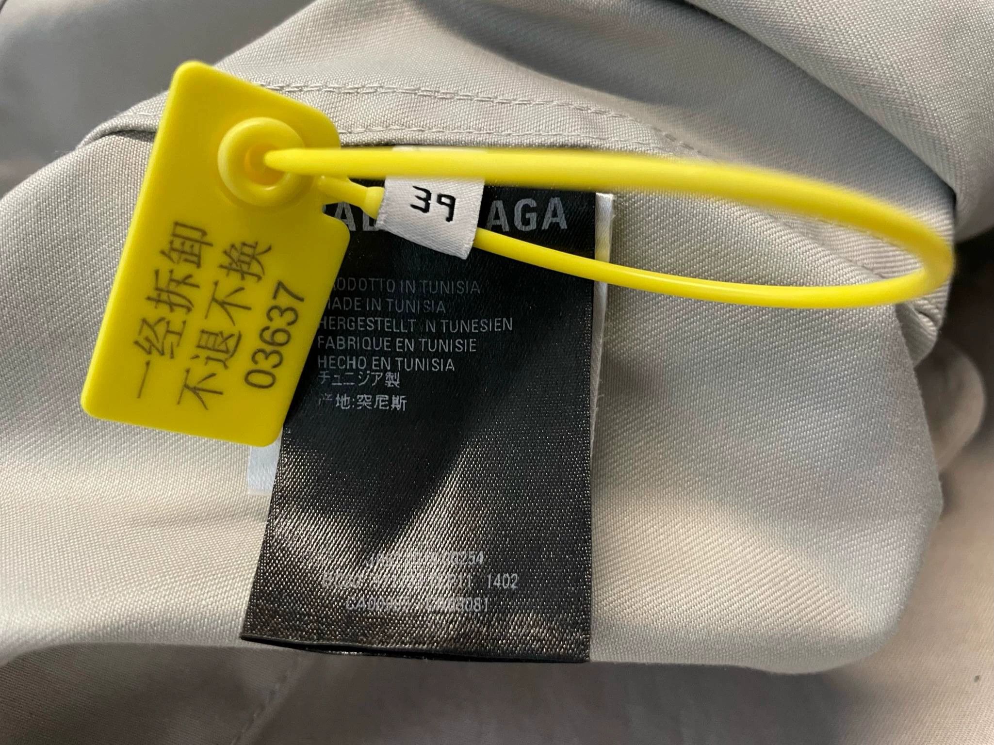 Balenciaga Balenciaga Padlock Logo Oversized Shirt Size US M / EU 48-50 / 2 - 6 Thumbnail
