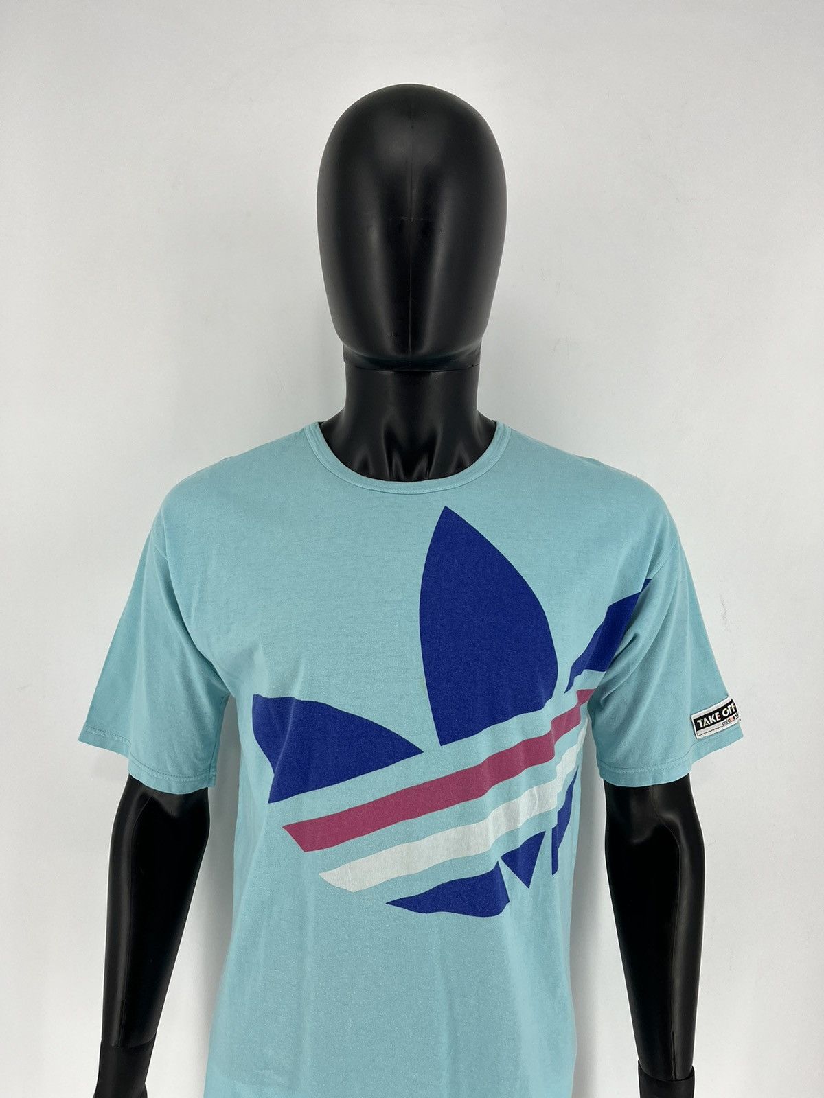 Adidas 90s Vintage Adidas Take Off Big Logo tee shirt Size US M / EU 48-50 / 2 - 1 Thumbnail