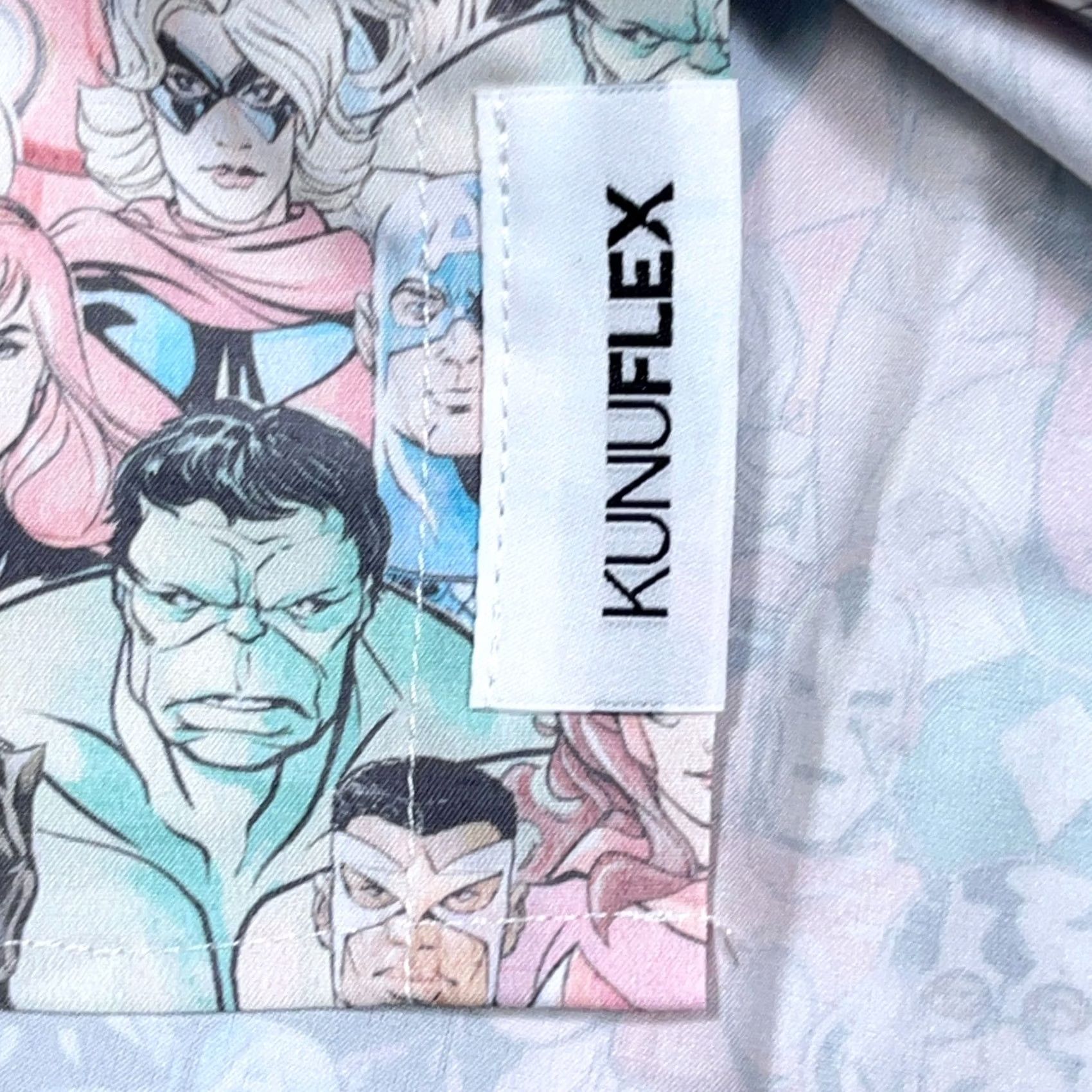 Vintage RSVLTS Marvel Shirt Men 2XL Pink Graphic Print Button-Up Comic Movie Retro 90s Caped Heroes Womens? Size US XXL / EU 58 / 5 - 7 Thumbnail