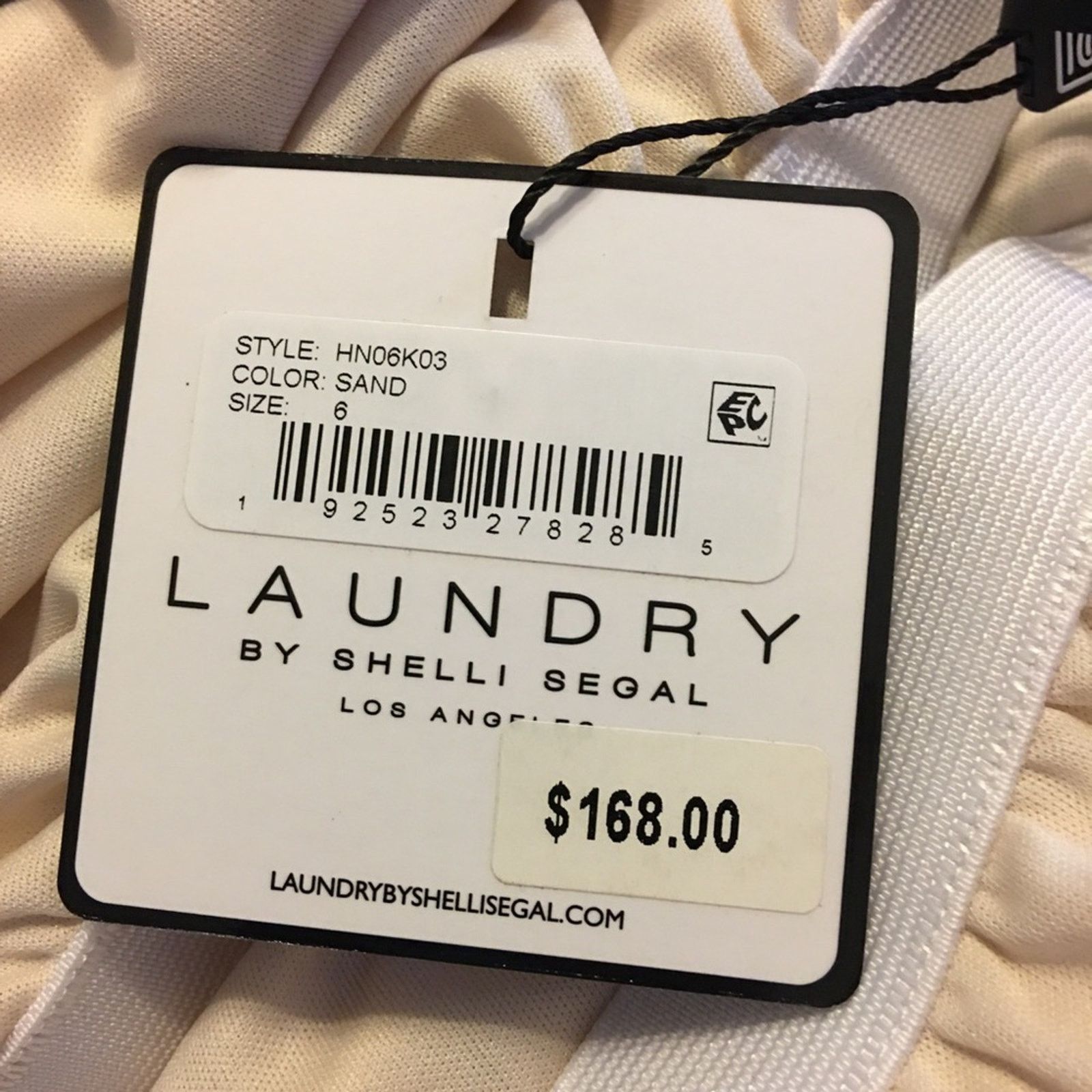 Laundry by Shelli Segal Laundry by Shelli Segal sequin cocktail dress NWT Size M / US 6-8 / IT 42-44 - 15 Thumbnail