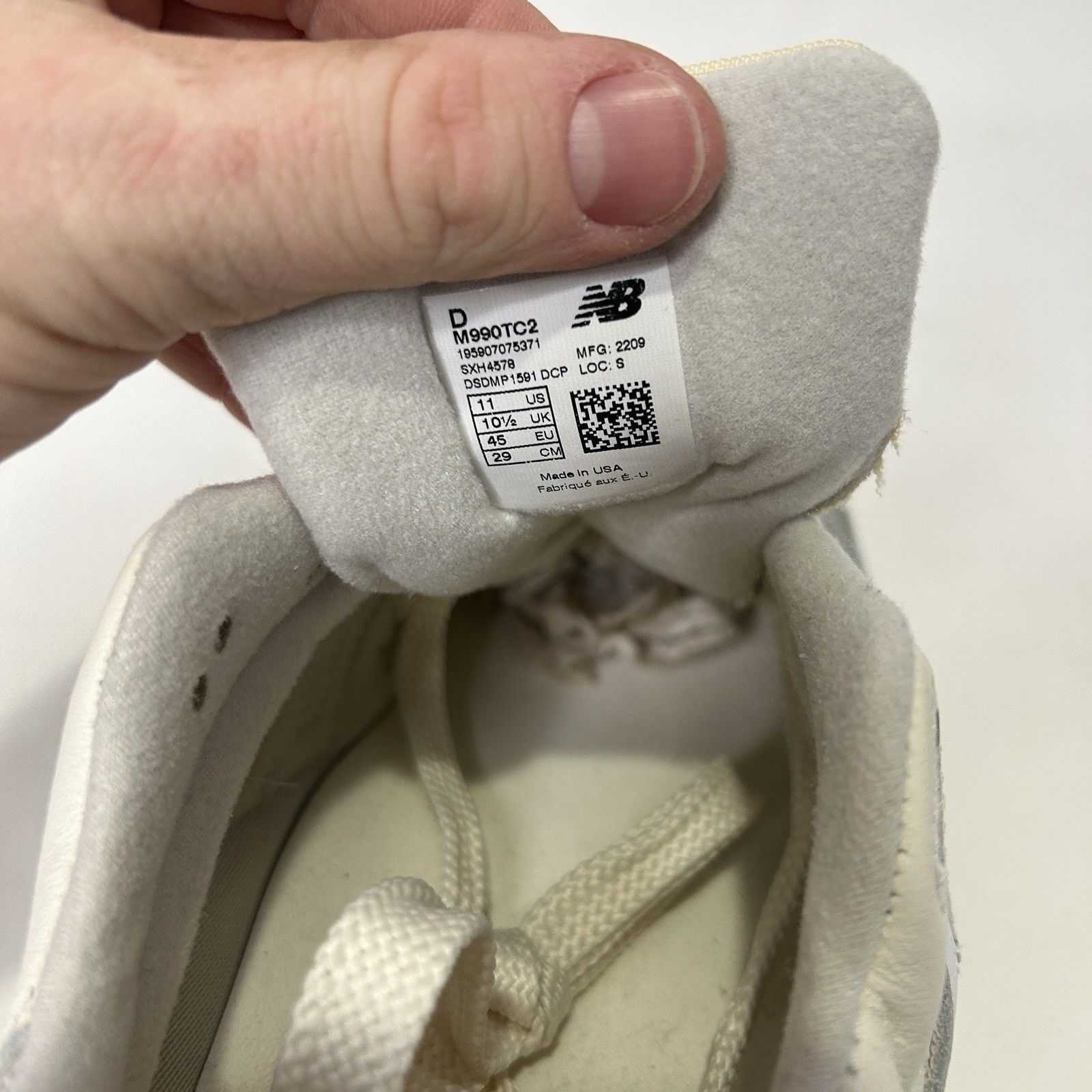New Balance Teddy Santis x New Balance 990v2 Made in USA “Sea Salt” Size US 11 / EU 44 - 7 Thumbnail