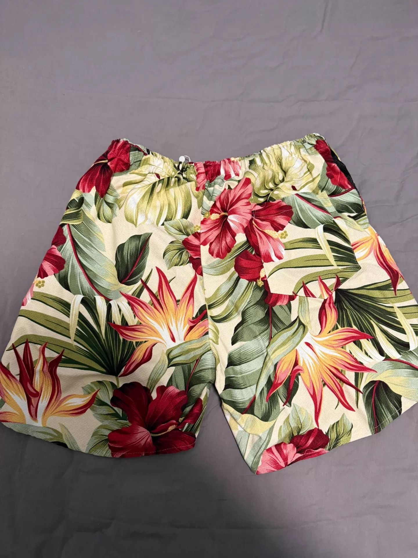 Jungle Gurl Junglegurl+ Floral Shorts (Fog) XL New with Tags Size US 36 / EU 52 - 3 Thumbnail