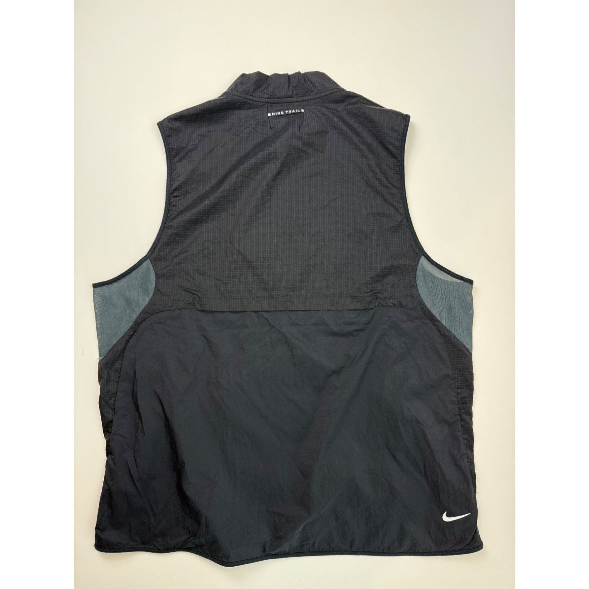 Nike Size Large - Nike Trail Aireez Packable Running Vest Black Size US L / EU 52-54 / 3 - 8 Thumbnail