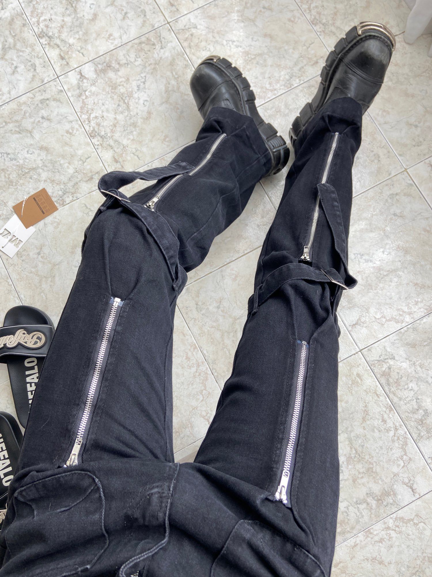 Cyber Baggy Jeans with Slits Zippe