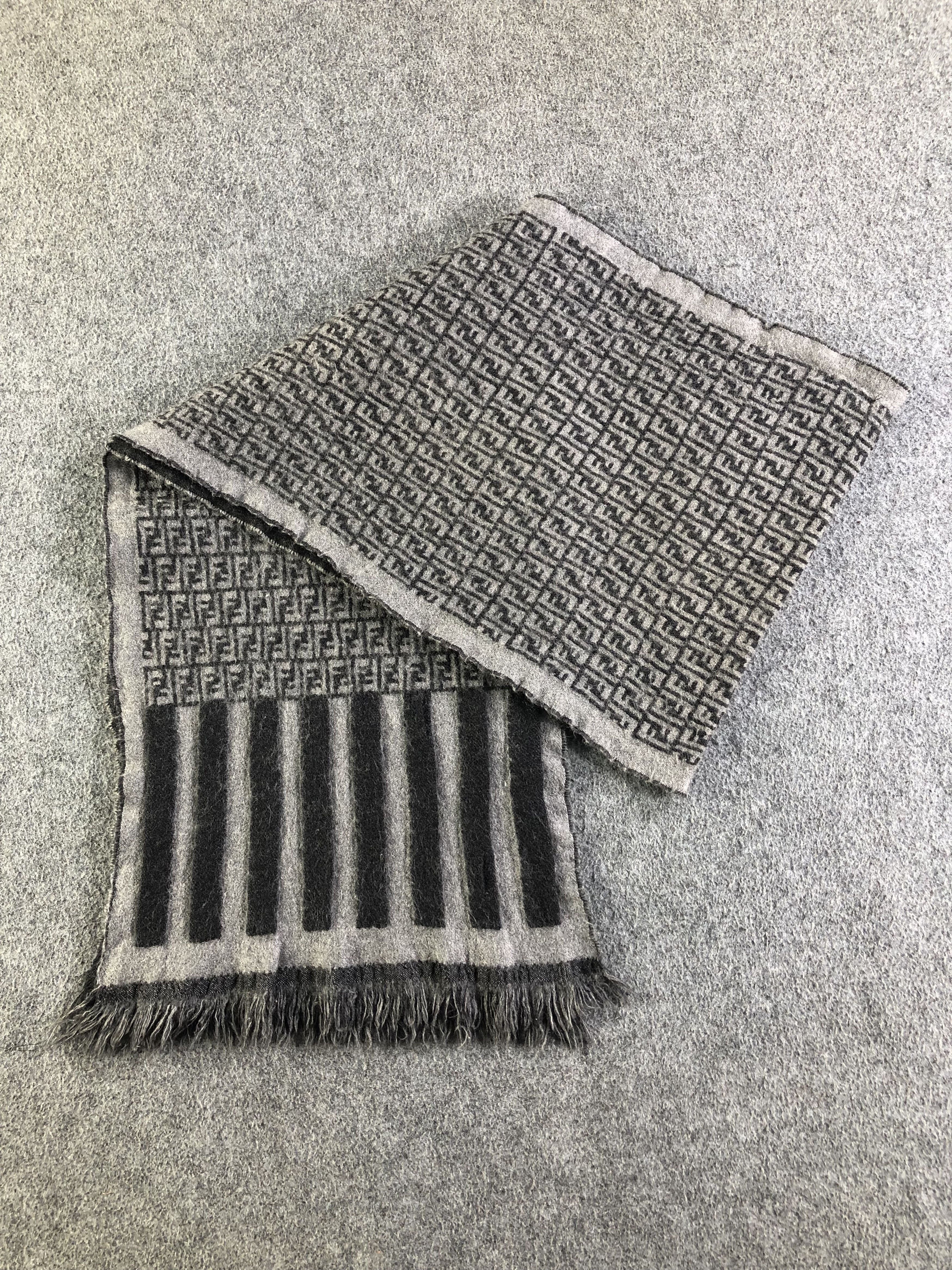Fendi Fendi FF Monogram Scarf / Muffler / Neckwear SS1369 Size ONE SIZE - 5 Thumbnail