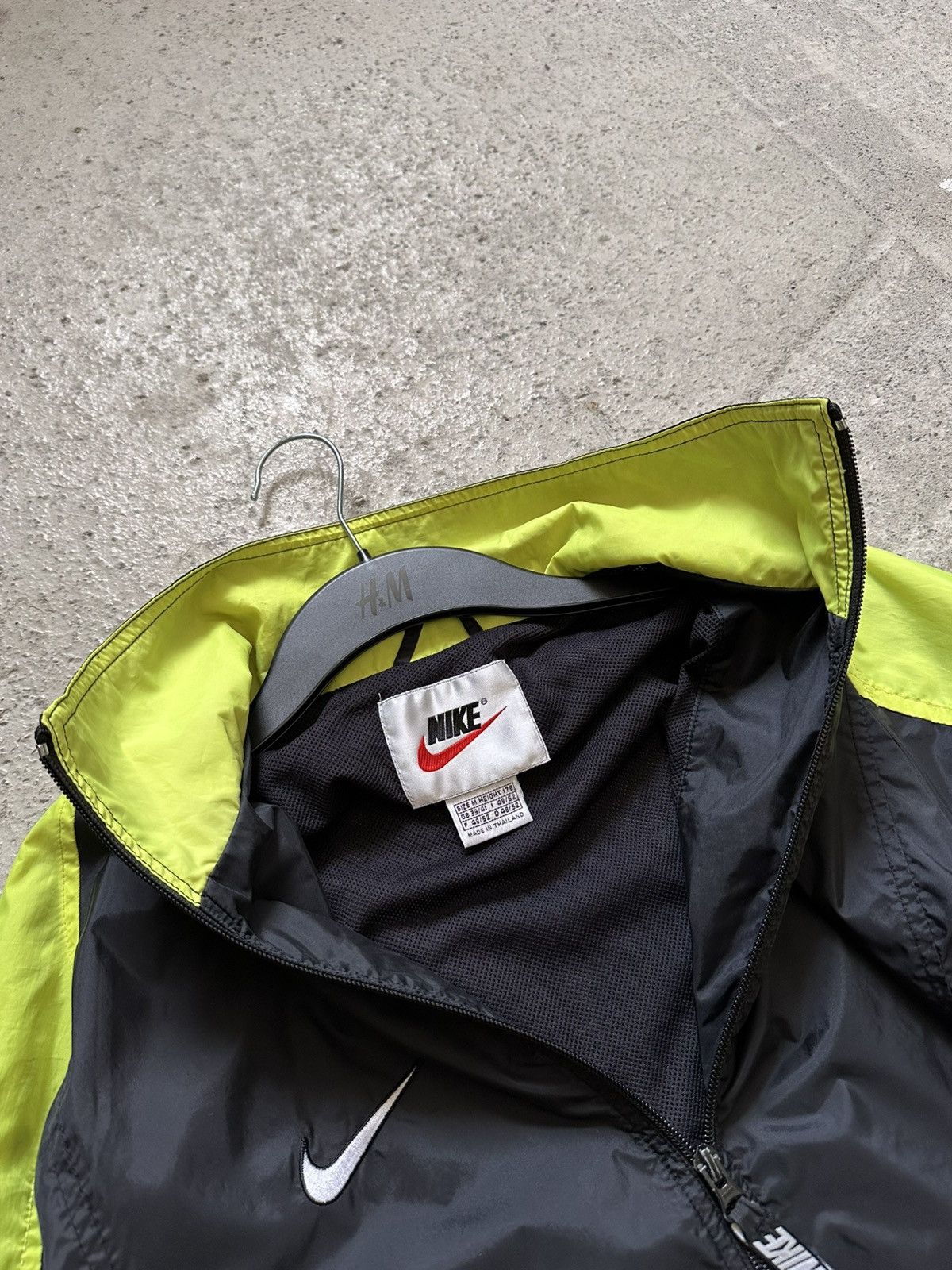 Nike 1997 1998 Nike Training Football Soccer Jacket Nike sz M Men Size US M / EU 48-50 / 2 - 9 Thumbnail
