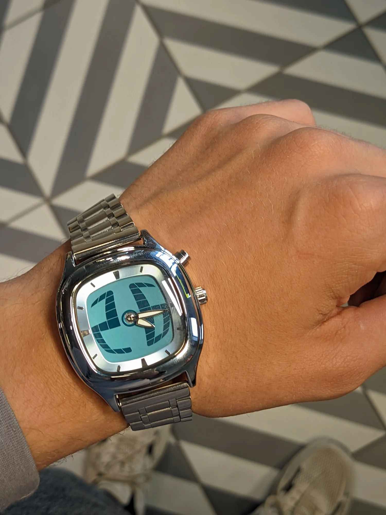 Vintage Y2k The Millennium Retro Waterproof Watch Size ONE SIZE - 3 Thumbnail