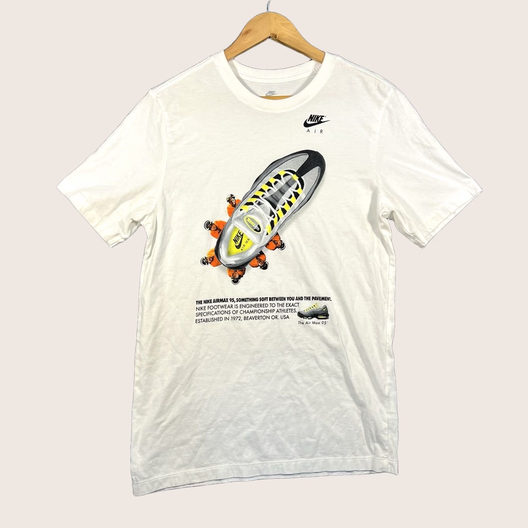 Nike VINTAGE Nike Air Max Shirt Mens S White Nike Air Max 95 Check Sports Running Shoes Swoosh Shirt Mens White Nike Air Max Check Sports Shirt S 95 - Size US S / EU 44-46 / 1 - 1 Thumbnail