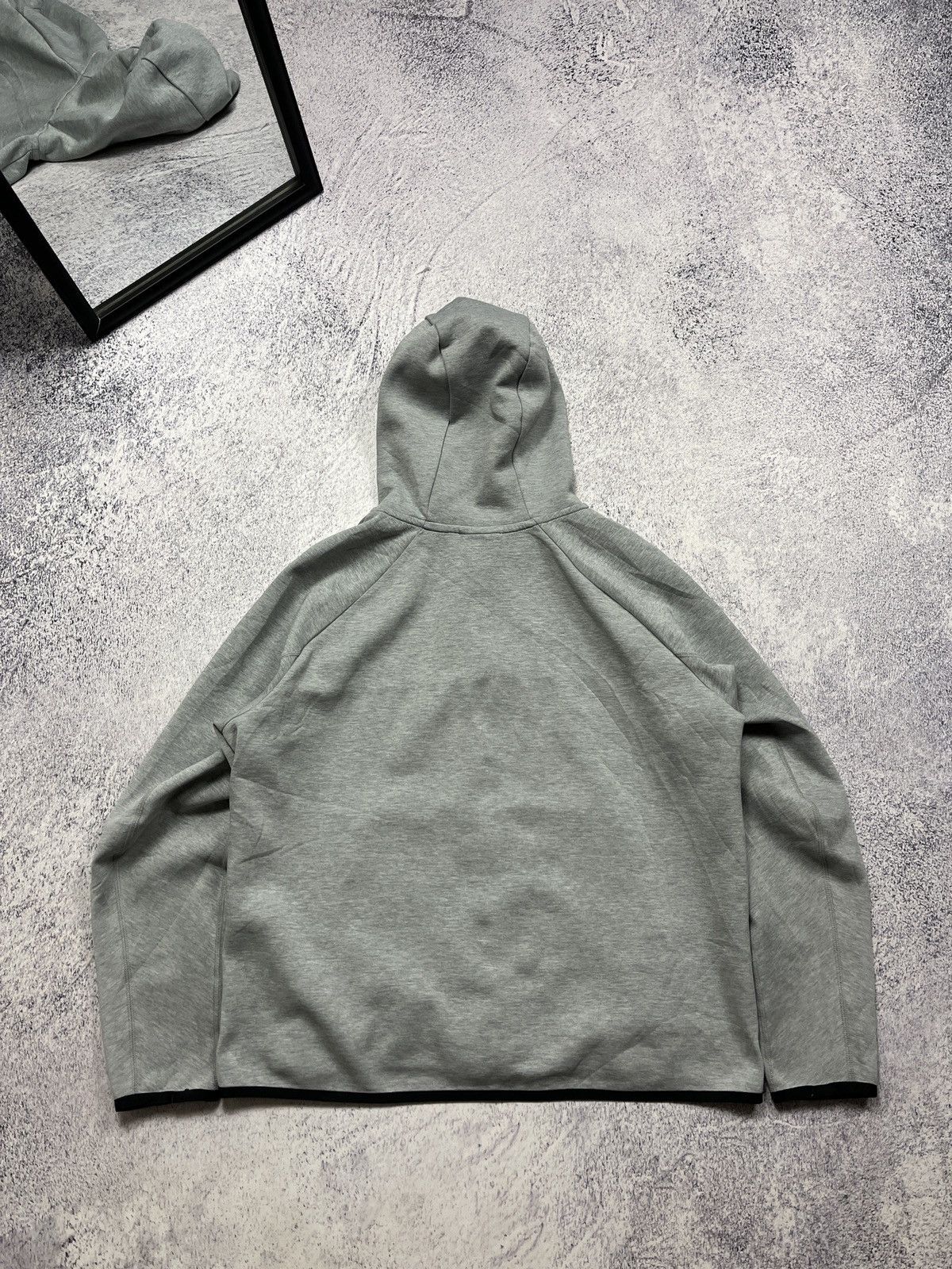 Japanese Brand Nike NSW Tech Fleece Zip Hoodie Drill Jacket Grey Size L Size US L / EU 52-54 / 3 - 14 Thumbnail