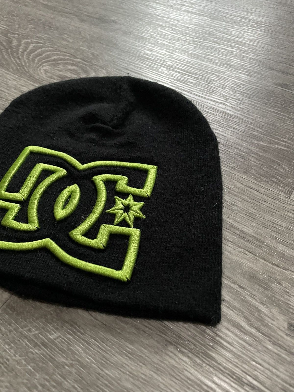 DC Vintage DC Big Logo Skateboarding Style Black Beanie Hat Size ONE SIZE - 3 Thumbnail