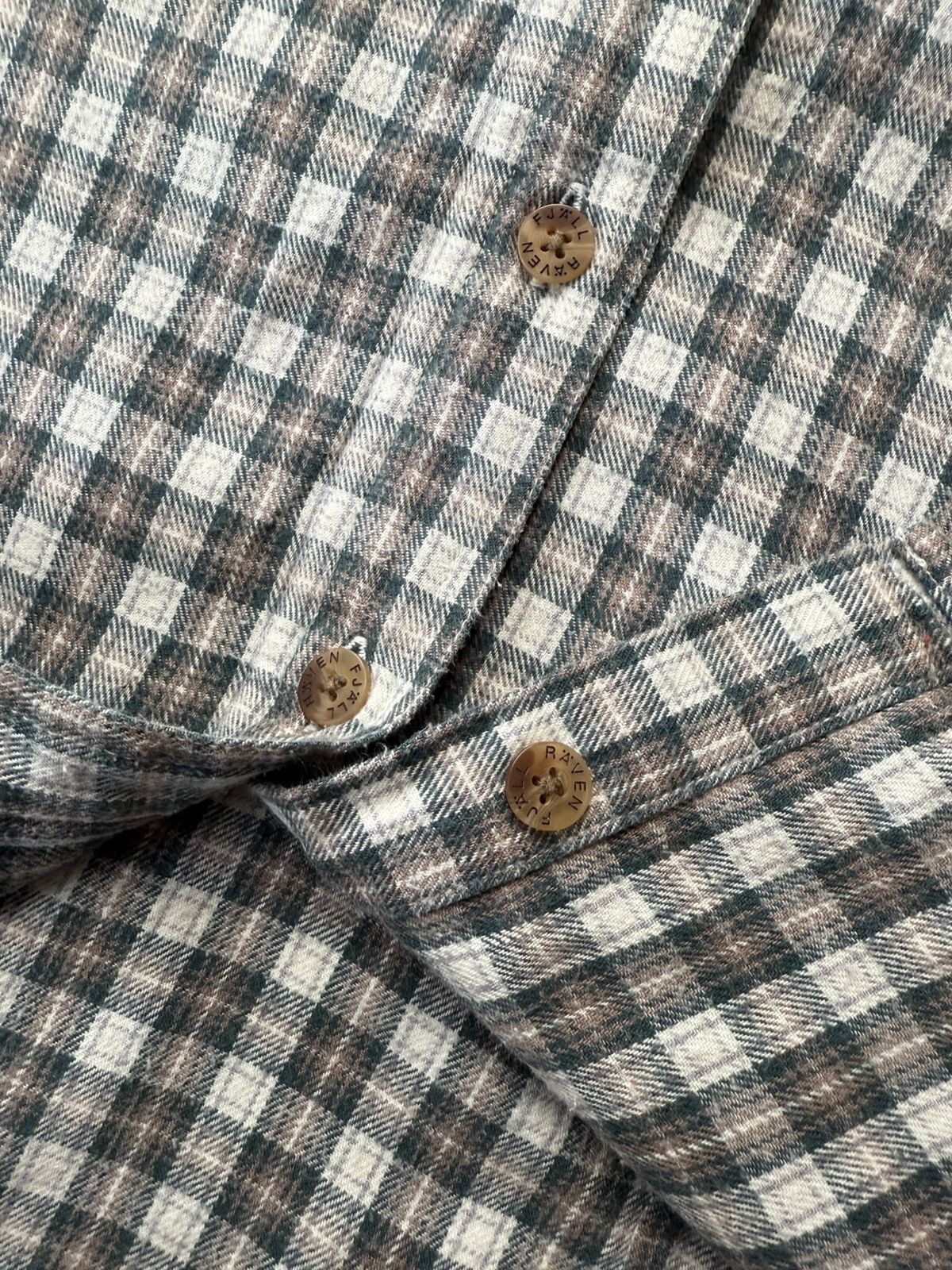 Fjallraven Vintage Fjallraven Ladies Flannel Checkered Shirt USA Size M / US 6-8 / IT 42-44 - 9 Thumbnail