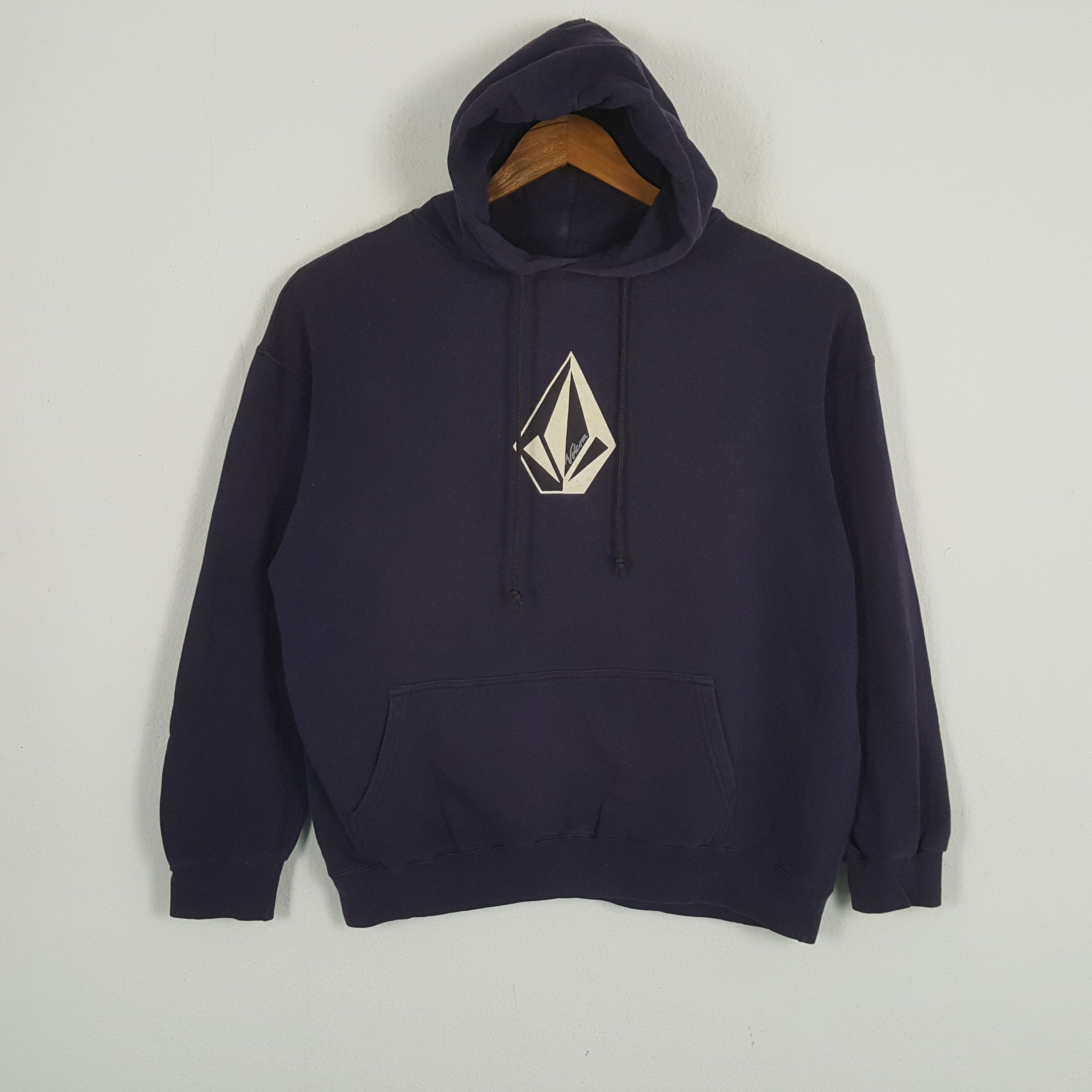 Vintage × Volcom Vintage VOLCOM Streetwear Skateboard Style Hoodies Size US XL / EU 56 / 4 - 1 Thumbnail