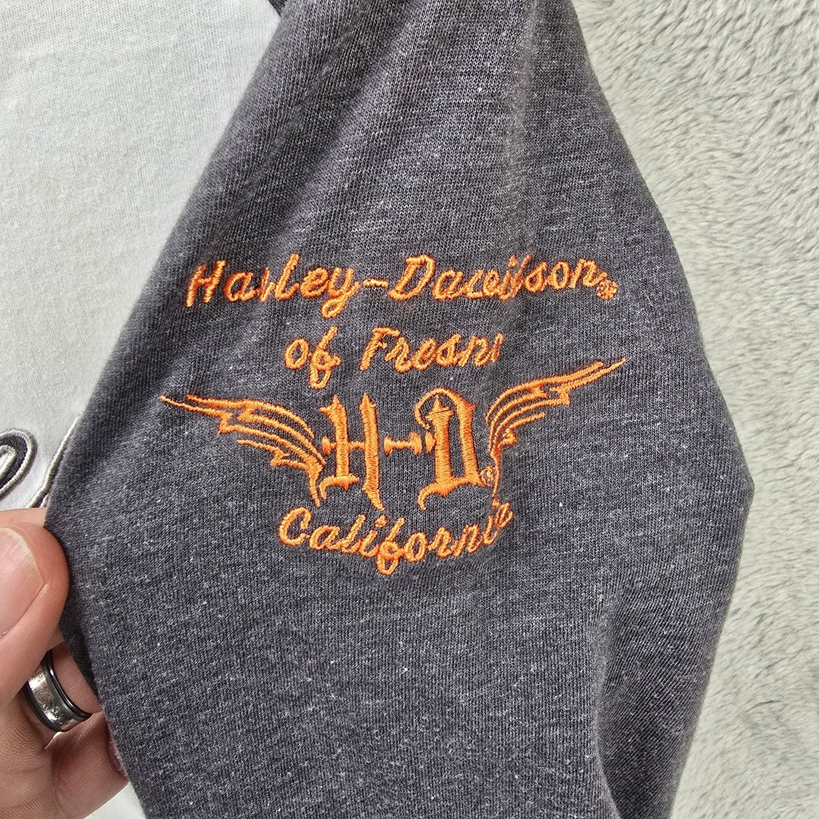 Harley Davidson Harley Davidson Shirt Womens Large White Gray Raglan *FLAWS* Size L / US 10 / IT 46 - 5 Thumbnail
