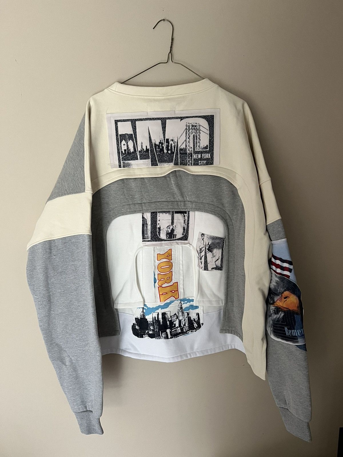 Who Decides War Collage Crewneck sweater Size US L / EU 52-54 / 3 - 2 Thumbnail