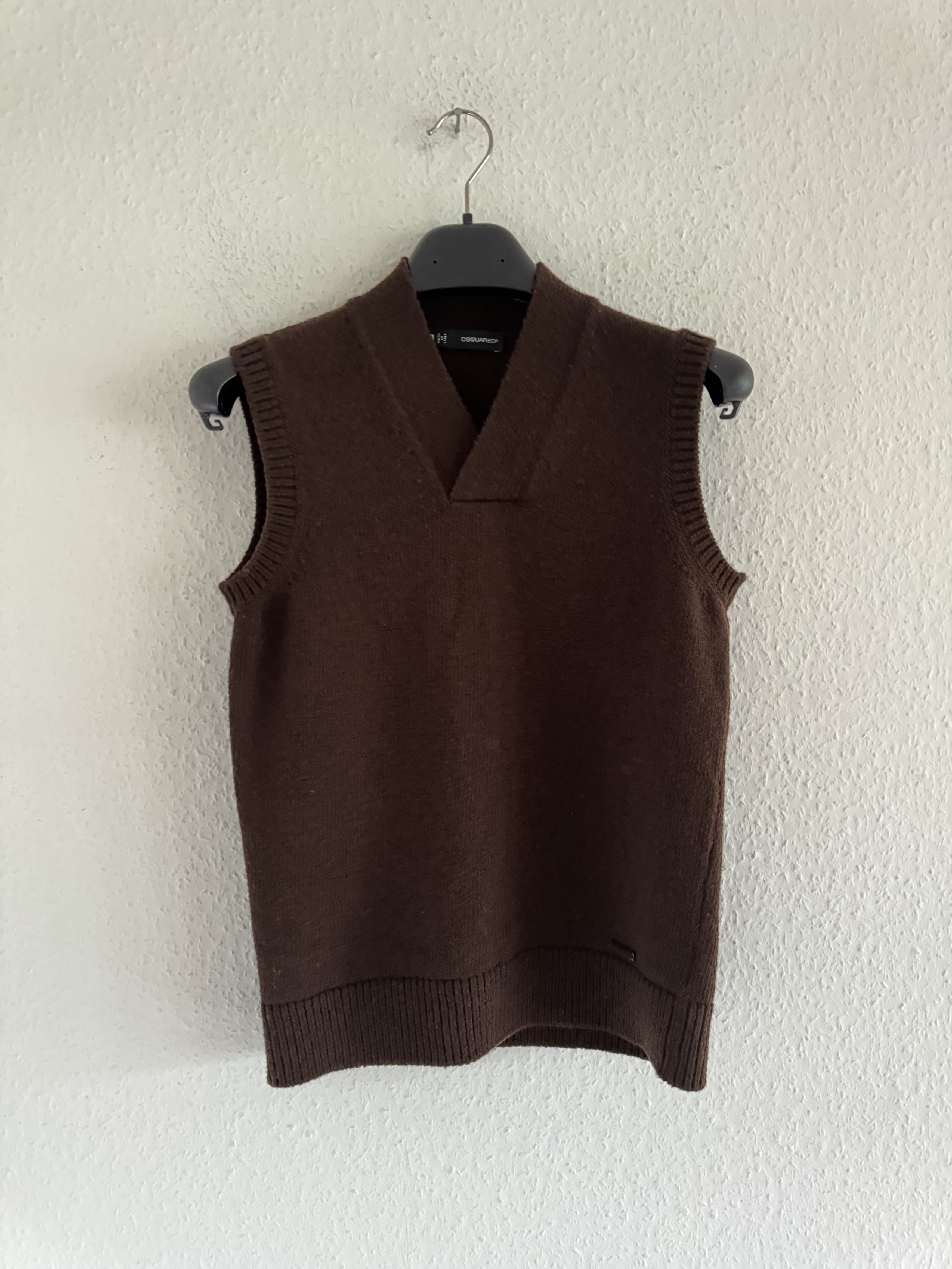 Dsquared2 FW13 V-Neck Wool Knit Vest Size US M / EU 48-50 / 2 - 3 Thumbnail