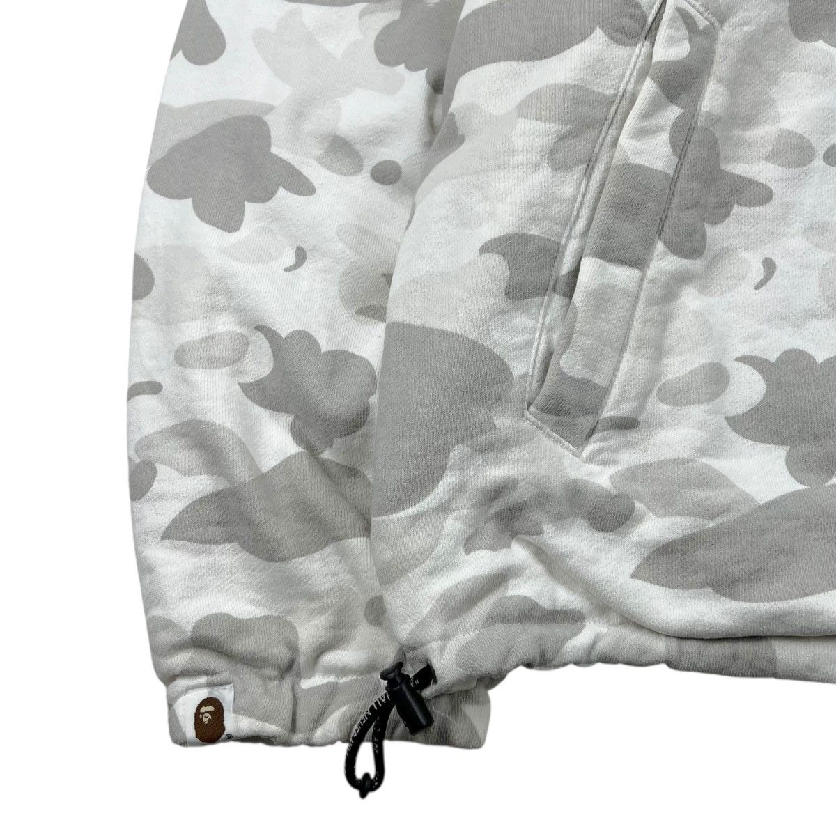 Bape BAPE WHITE CAMOUFLAGE 2 WAY HOODIE Size US M / EU 48-50 / 2 - 3 Thumbnail