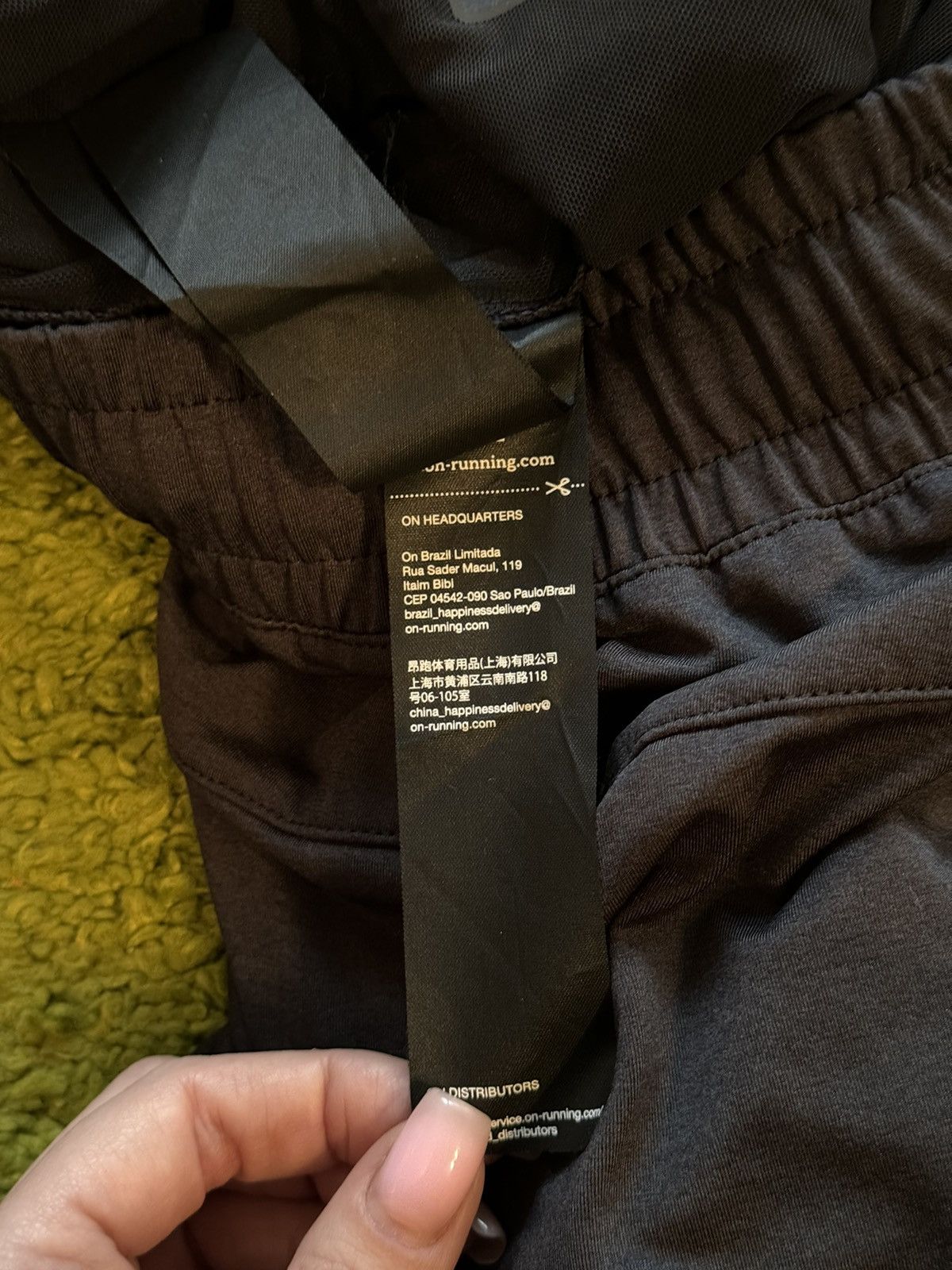 Designer × On On Running pants Size 28" / US 6 / IT 42 - 8 Thumbnail