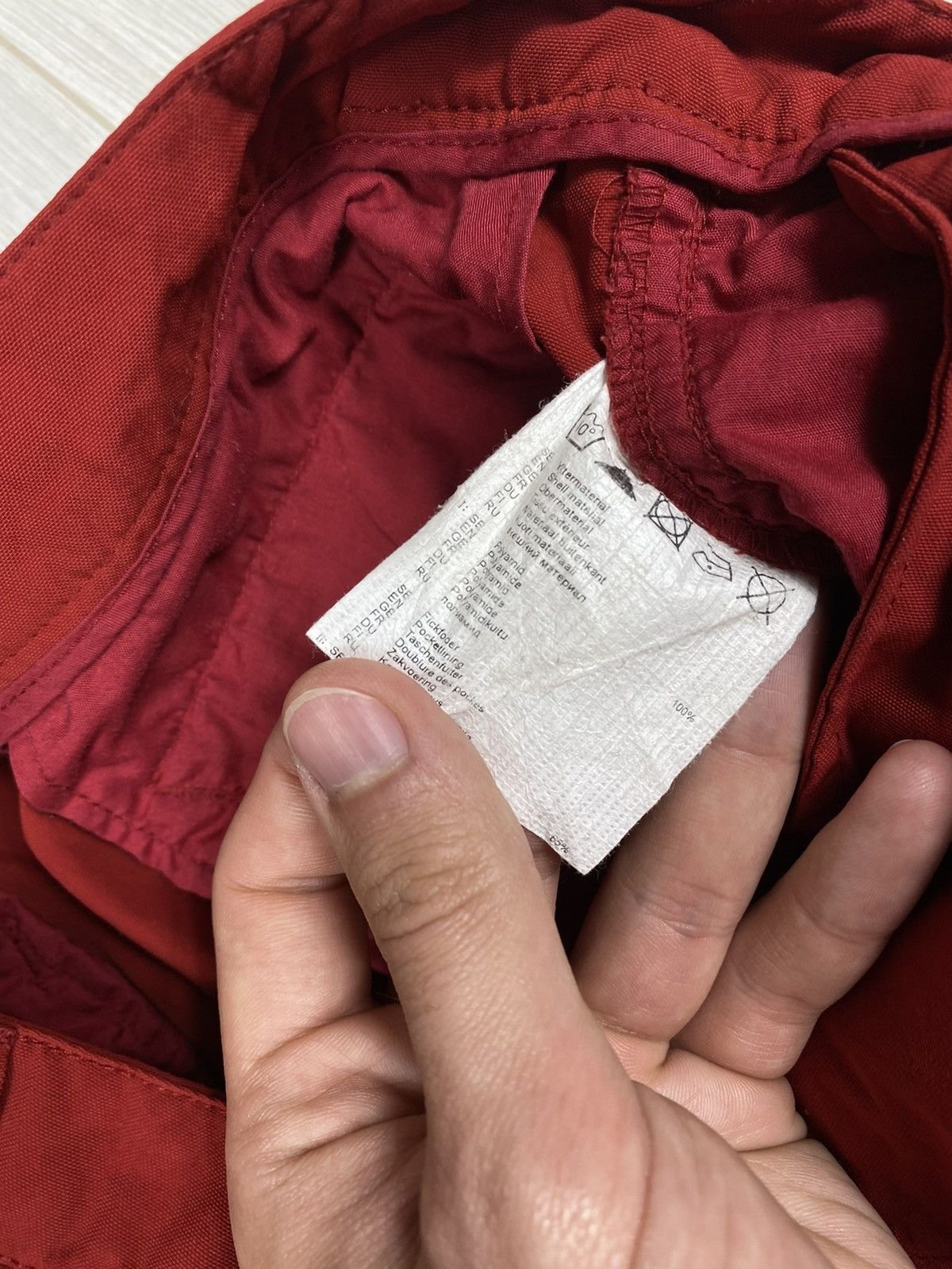 Fjallraven × Vintage Fjallraven Red Long Shorts Size 28" / US 6 / IT 42 - 9 Thumbnail