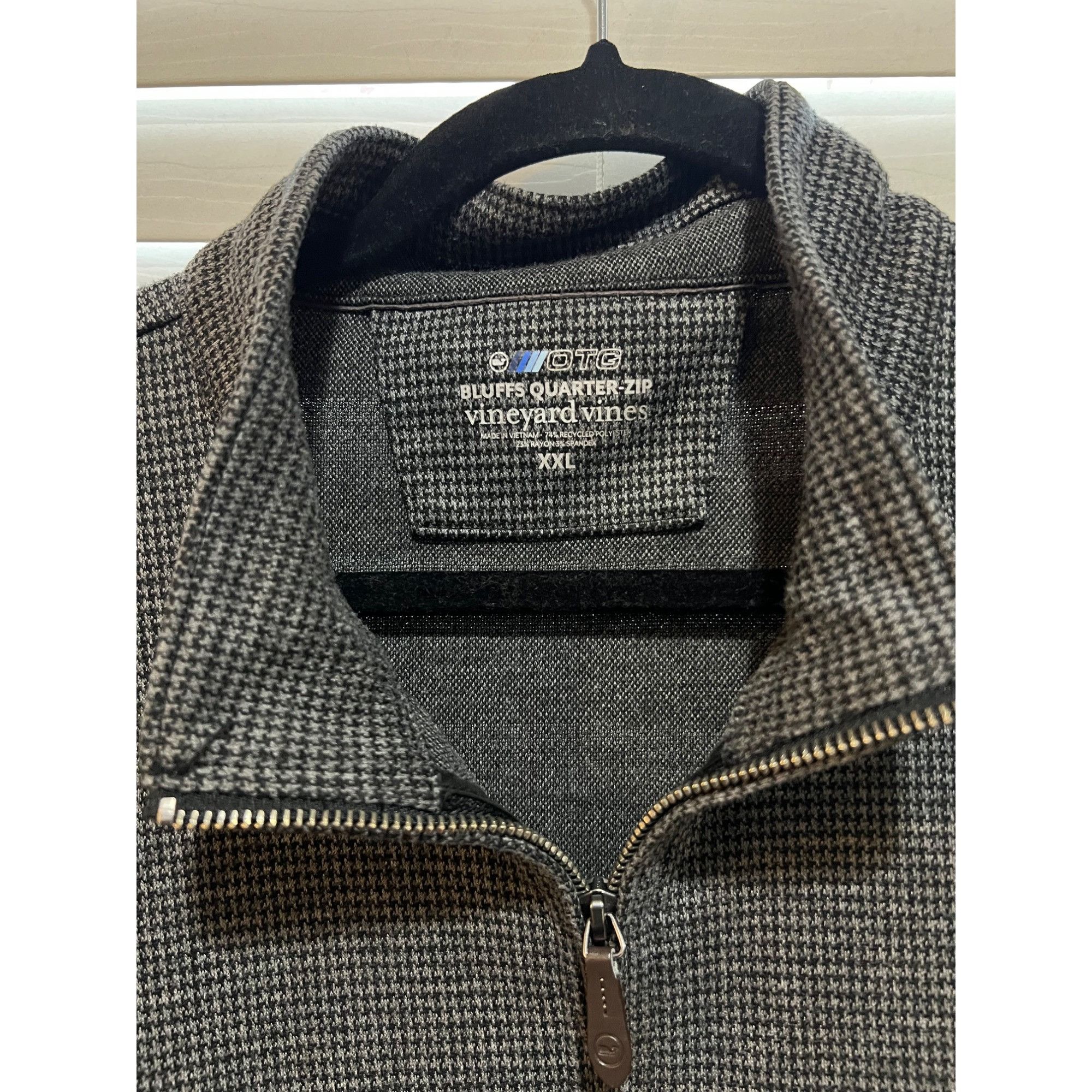 Vineyard Vines Vineyard Vines OTG Bluffs Performance 1/4 Zip Pullover - Siz Size US XXL / EU 58 / 5 - 3 Thumbnail
