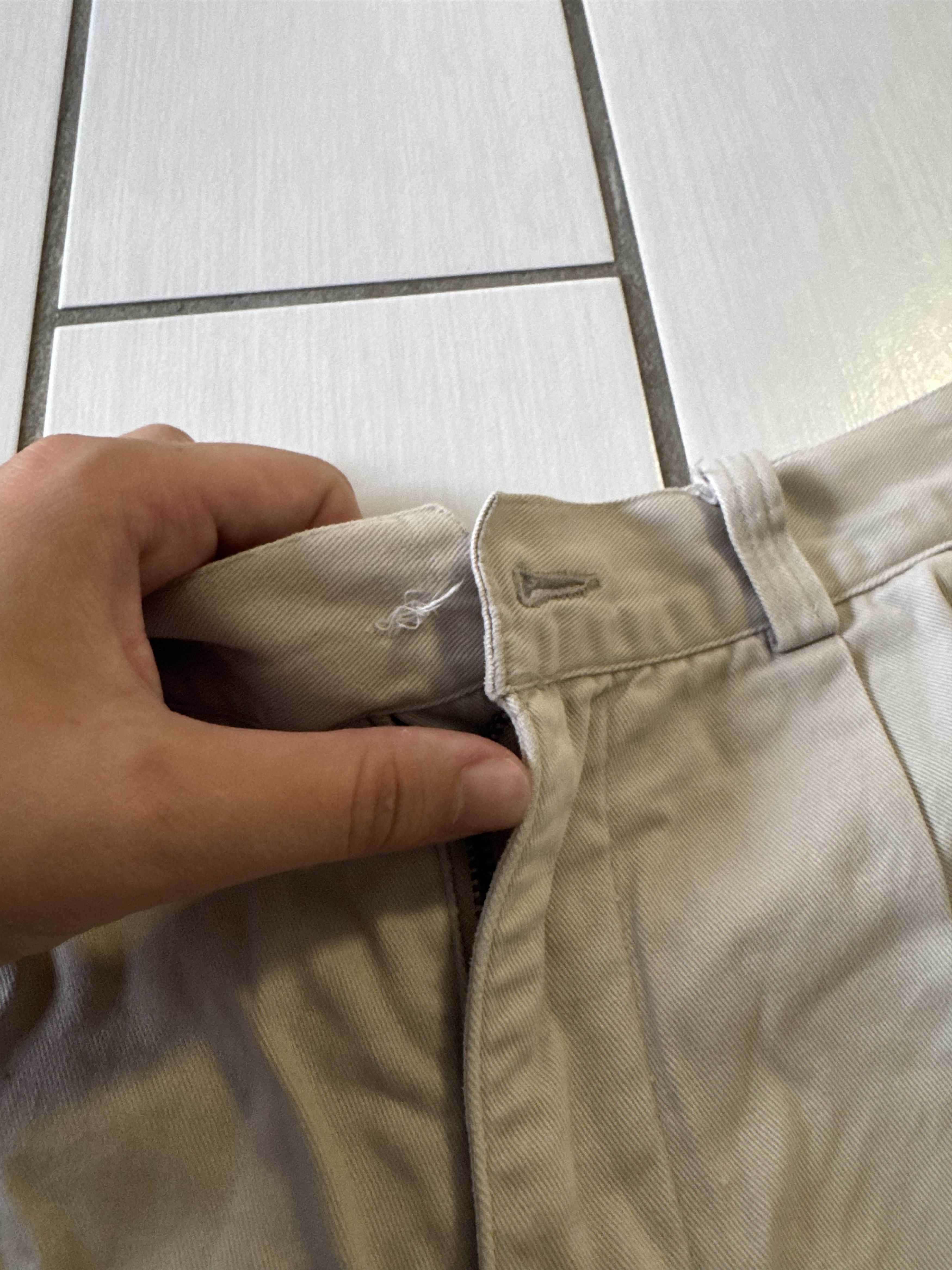 Other Vintage Donovan Khaki Shorts Size US 32 / EU 48 - 2 Thumbnail