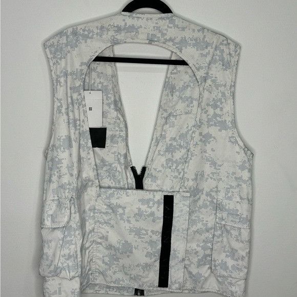 Givenchy White & Grey Camo Vest Men’s Size 54/XXL