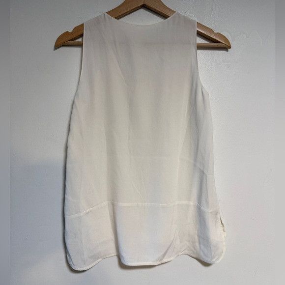 Vince Vince Ivory Silk Blend Scoop Neck Tank Top Women’s Size S Size S / US 4 / IT 40 - 7 Thumbnail