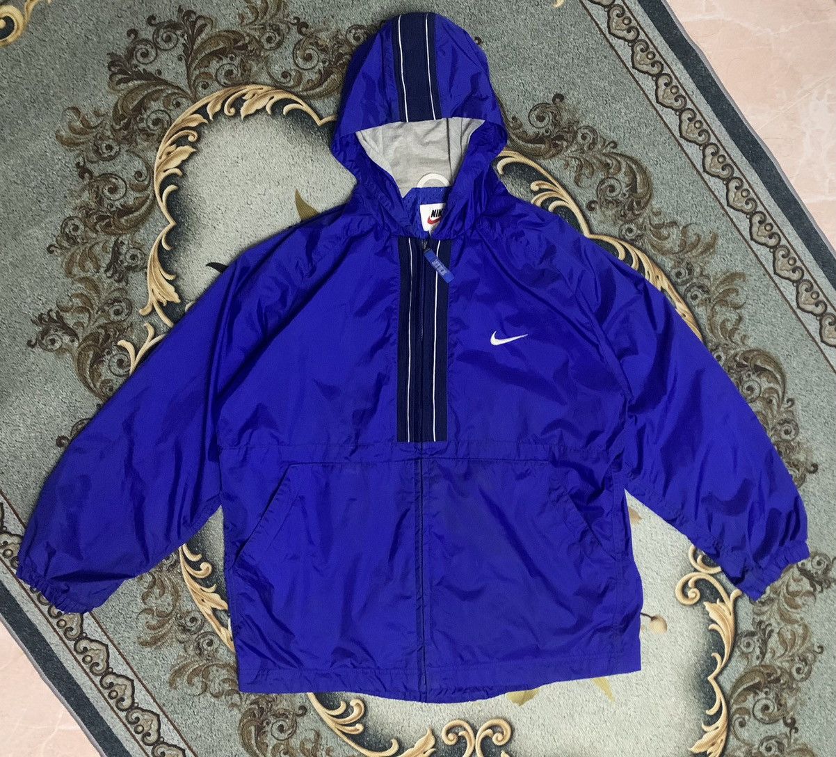 Nike Vintage 90 Nike Youth Fleece-Lined Hooded Windbreaker Jacket Size US L / EU 52-54 / 3 - 1 Thumbnail