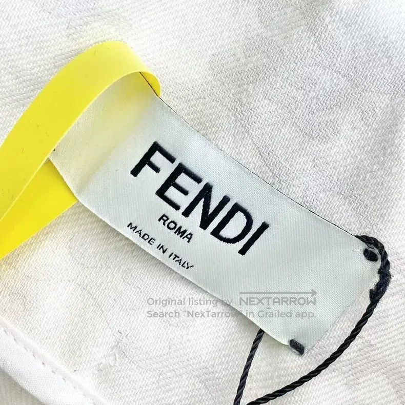 Fendi Fendi White all-over print logo high waist denim shorts Size 42" / US 20 - 4 Thumbnail