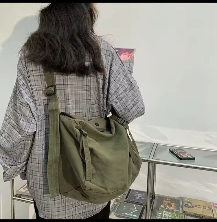 Japanese Brand Multi Pockets Canvas Shoulder Bag Size ONE SIZE - 1 Thumbnail