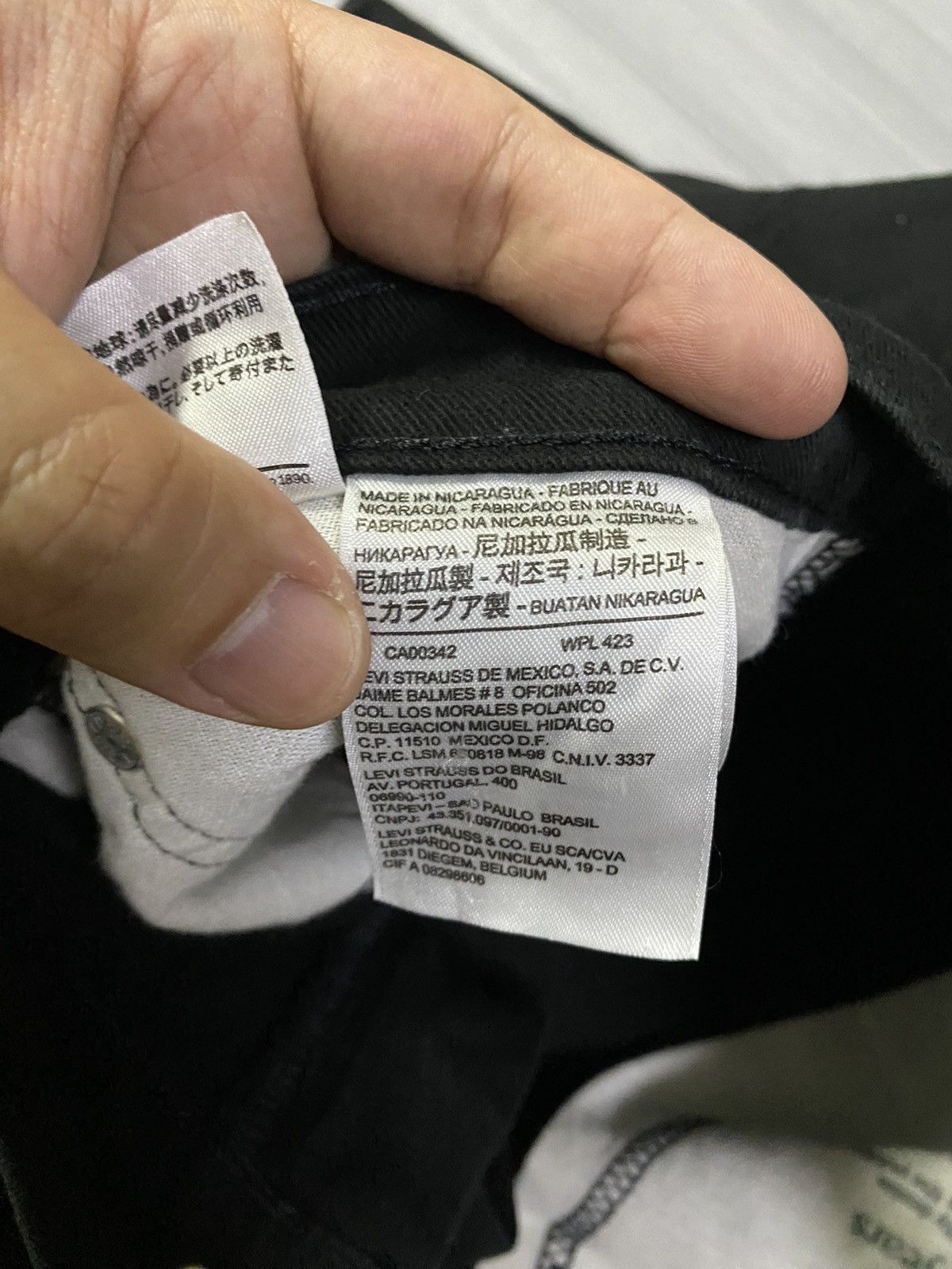 Levi's Black Levi's 541 Slim Fit jeans Size US 41 - 22 Thumbnail
