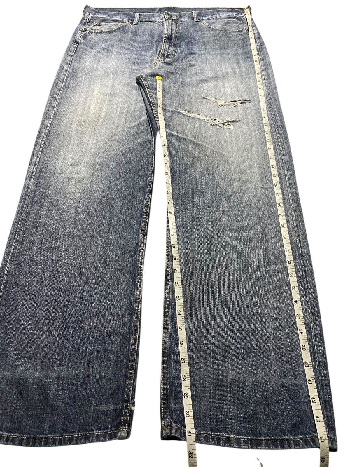 Japanese Brand Vintage Japanese Brand Stone Wash Distressed Baggy Jeans Size US 37 - 16 Thumbnail