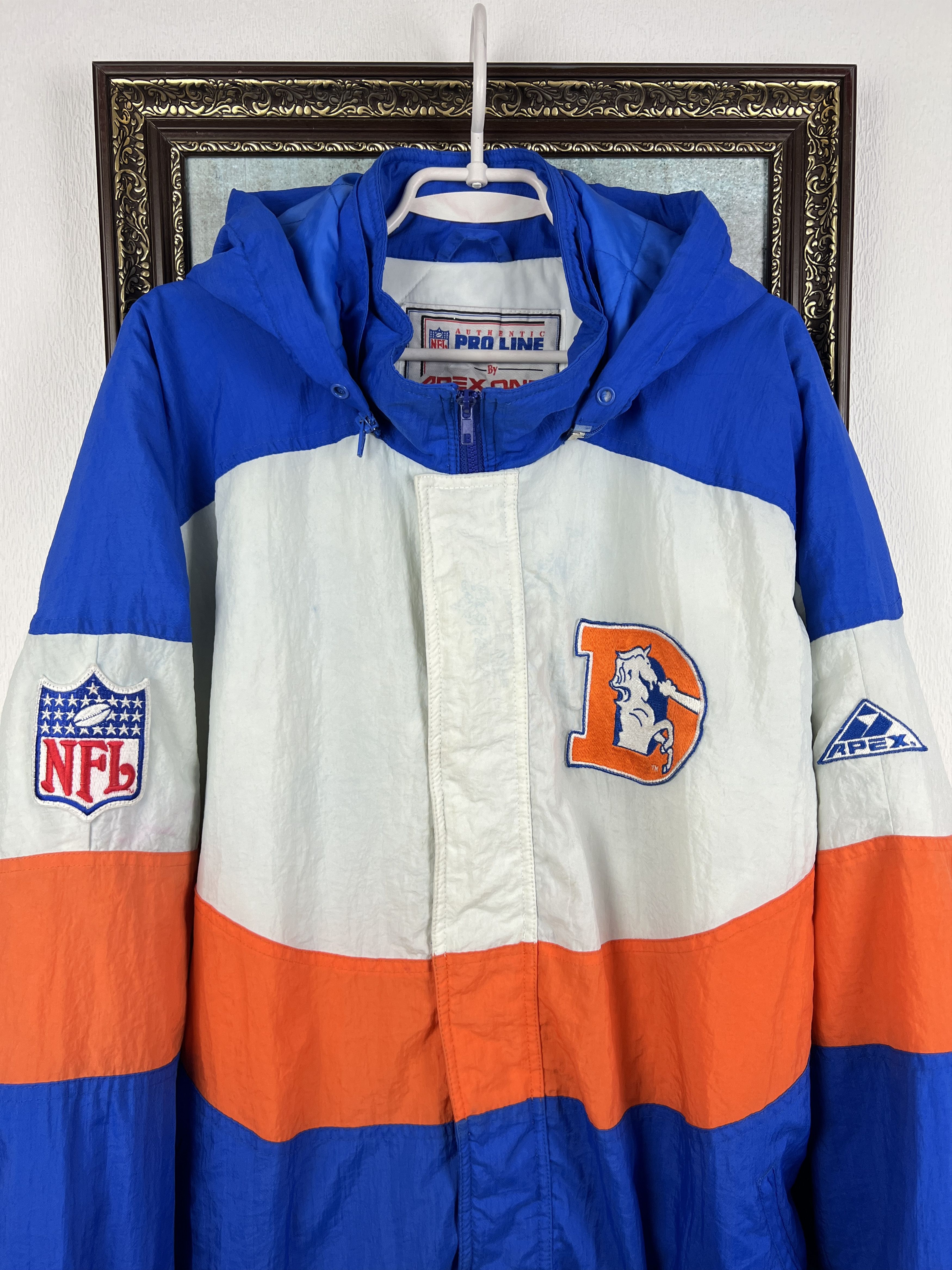 Apex One Vintage 90's Denver Broncos Padded Jacket Bomber Hooded NFL Size US XL / EU 56 / 4 - 3 Thumbnail
