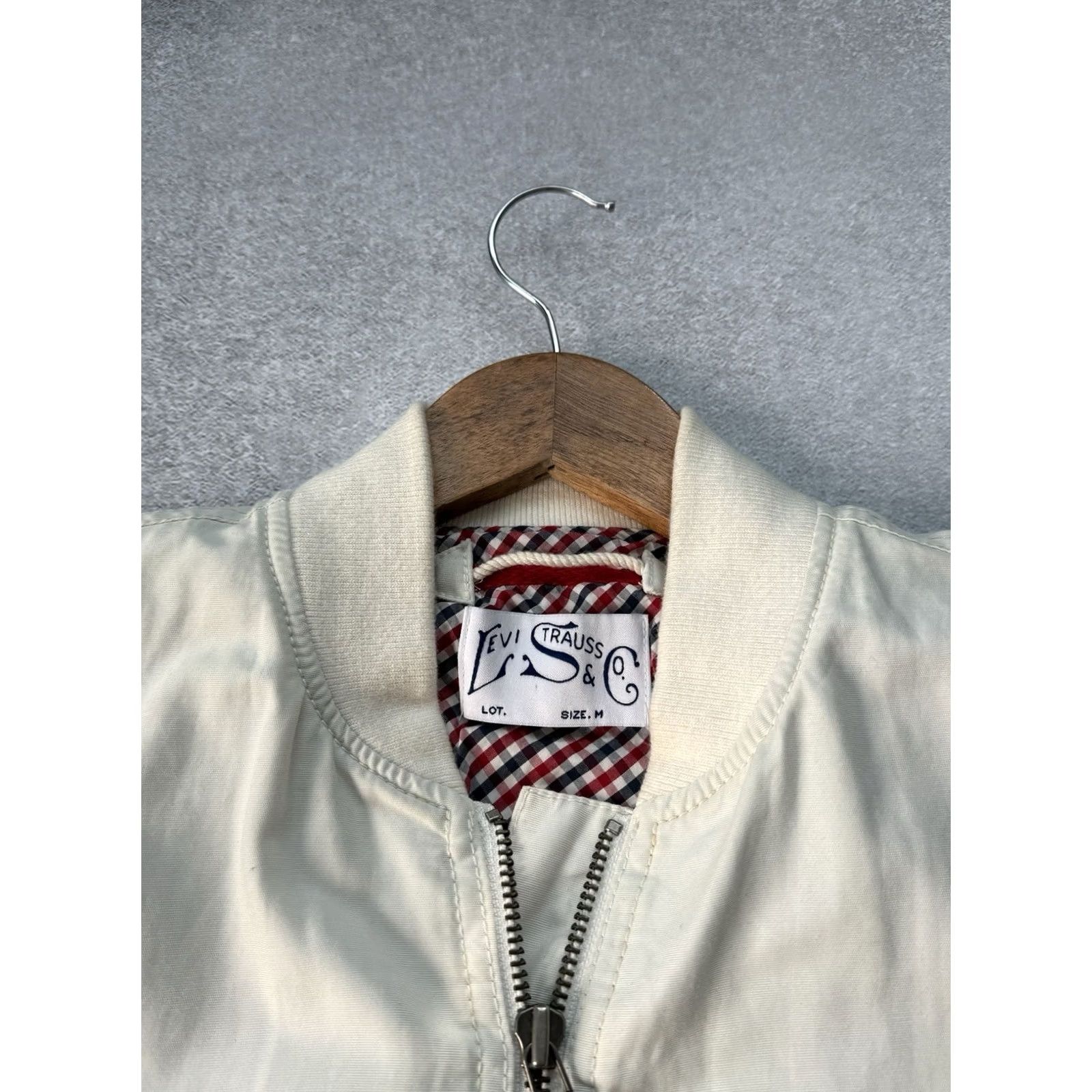 Levi's VINTAGE Levi’s Bomber Jacket Military Multi Pocket Army 90s Y2K Size M Men White Cotton Canvas Bomber Jacket 90s Military Levi’s Made & Crafted Mens Size US M / EU 48-50 / 2 - 7 Thumbnail