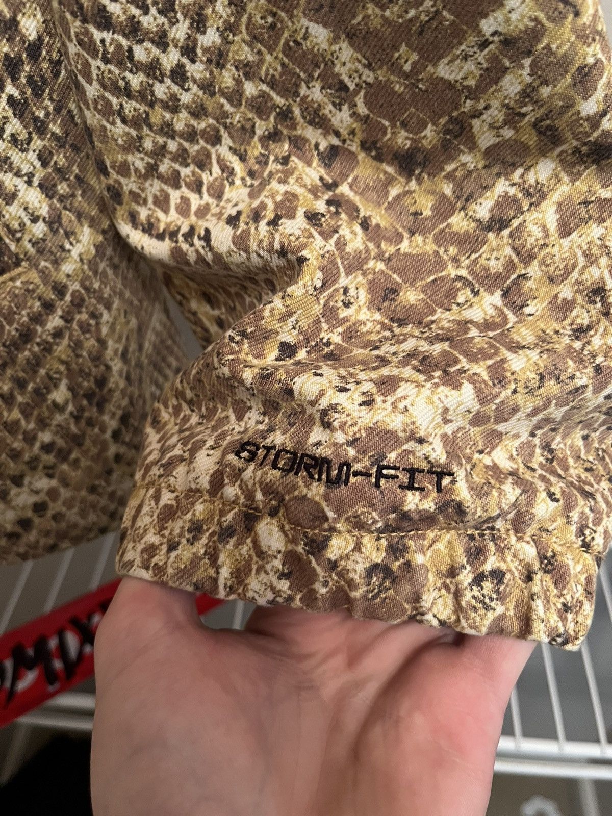 Nike ACG × Supreme Supreme x Nike ACG Snakeskin Denim Pullover Jacket FW22 Size US L / EU 52-54 / 3 - 3 Thumbnail