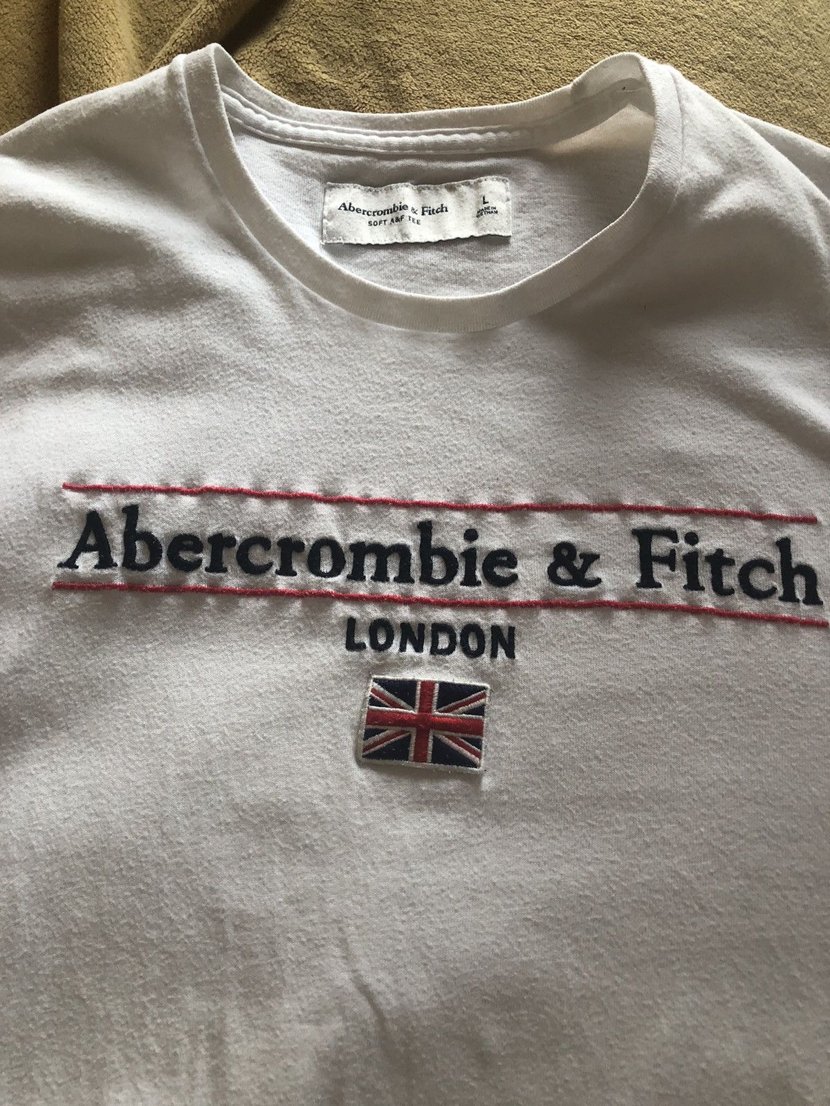Abercrombie & Fitch ABERCOMBIE & FITCH VINTAGE CLASSIC SOFT TEE SHIRT Size US L / EU 52-54 / 3 - 2 Thumbnail