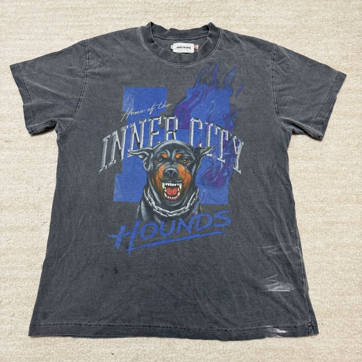 Honor the Gift Honor The Gift Inner City Hounds Oversized T-shirt Y2K Grey Size US S / EU 44-46 / 1 - 1 Thumbnail