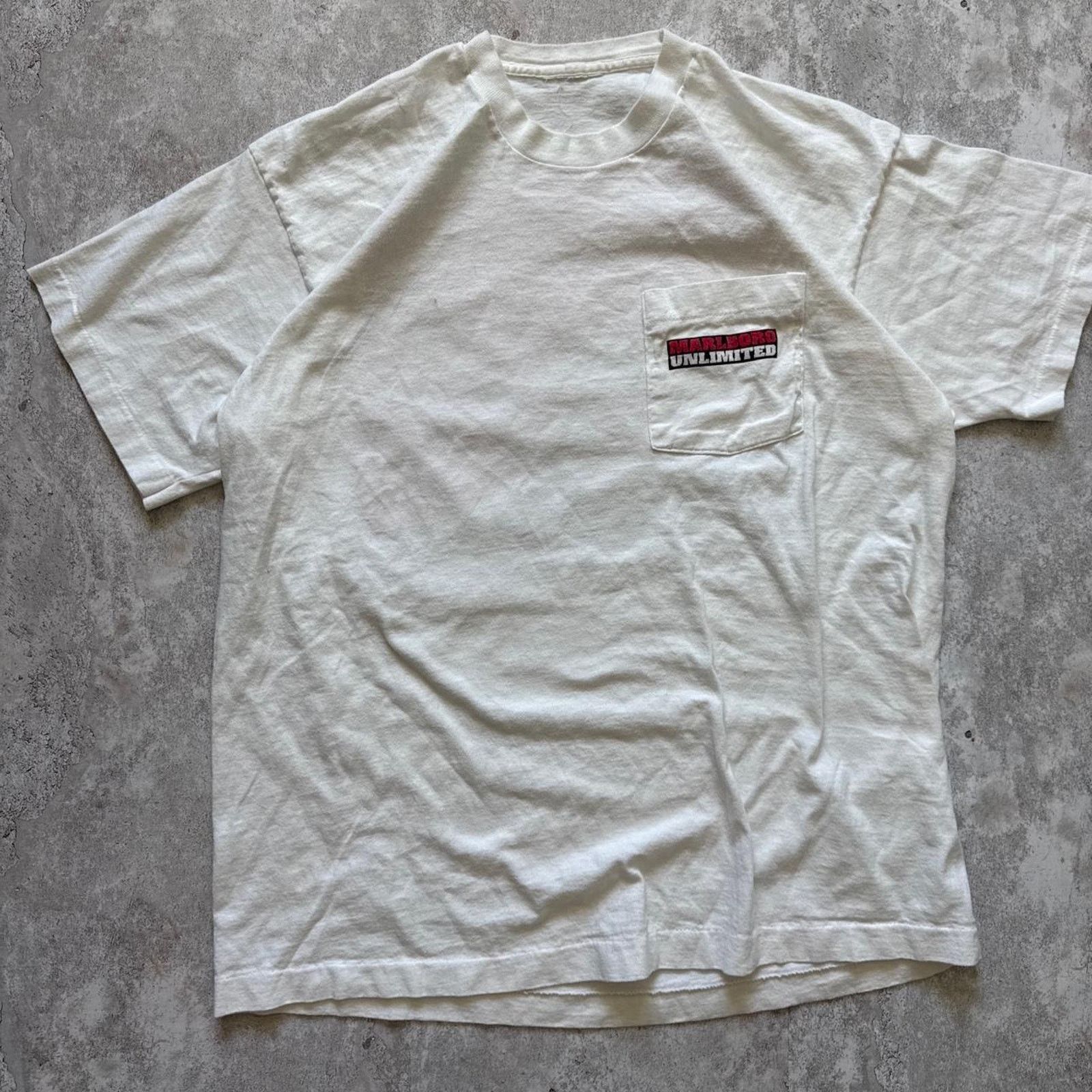 Marlboro Vintage 90s Marlboro Unlimited Map Pocket T-Shirt – Size XL Size US XL / EU 56 / 4 - 2 Thumbnail
