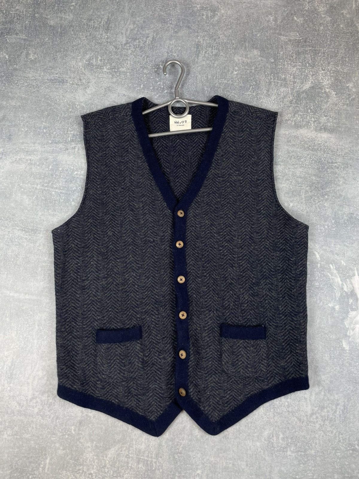NN07 Japanese NN07 NN 07 No Nationality wool vest Size 44R - 4 Thumbnail