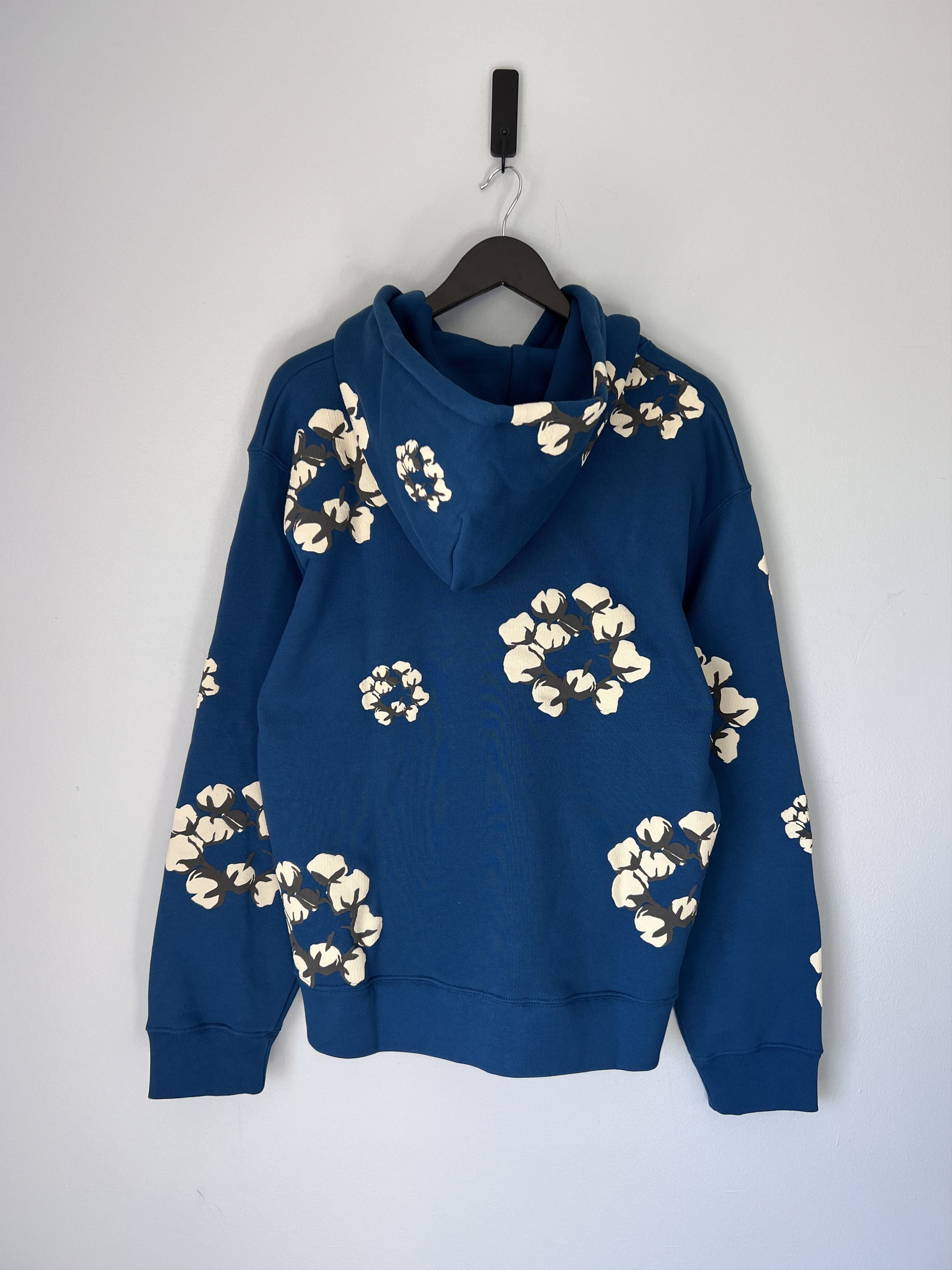 Cactus Plant Flea Market × DENIM TEARS CPFM Denim Tears Cotton Wreath Sweatsuit in Navy Blue Size US L / EU 52-54 / 3 - 6 Thumbnail