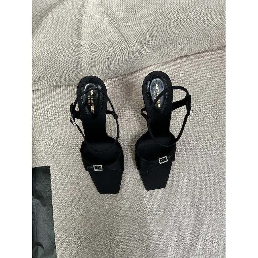 Saint Laurent Paris o1b1hav110924 Venue Sandals in Crepe Satin in Black Size US 7 / IT 37 - 1 Thumbnail