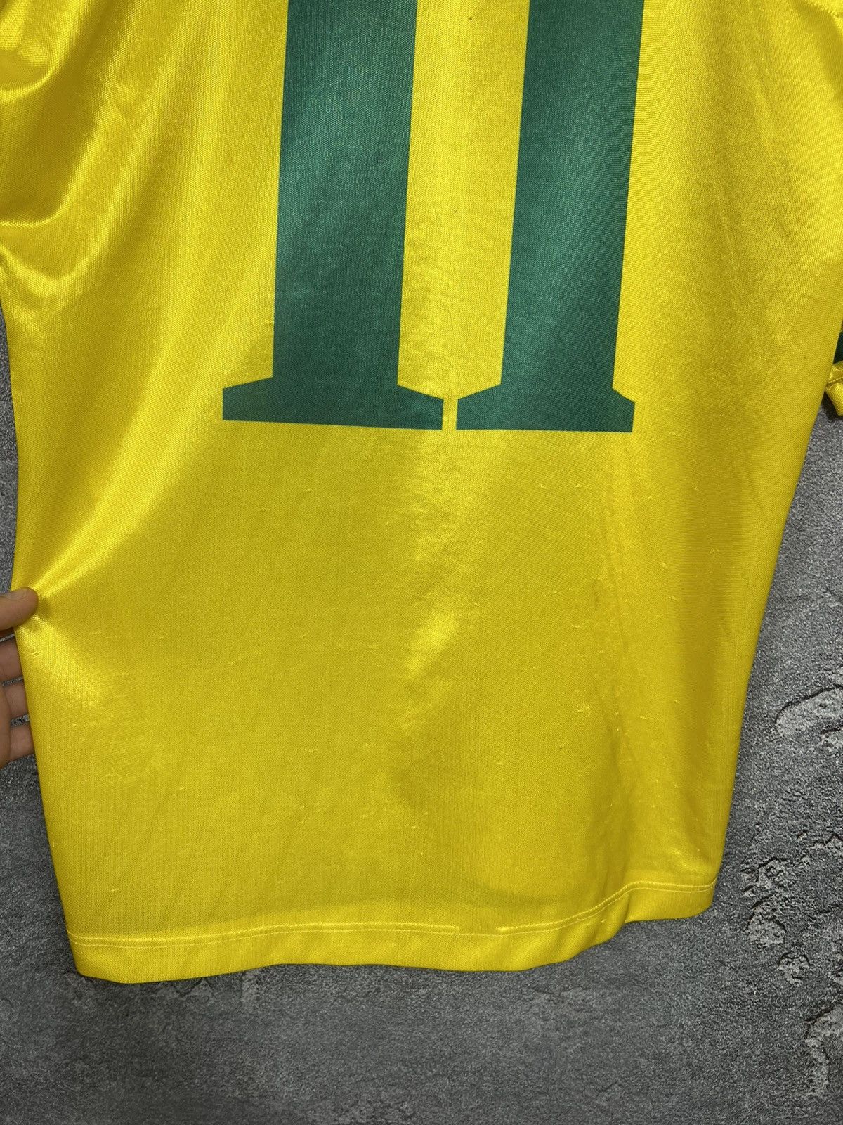 Vintage Vintage 90s Perola Brazil #11 Jersey T-shirt Size US L / EU 52-54 / 3 - 13 Thumbnail