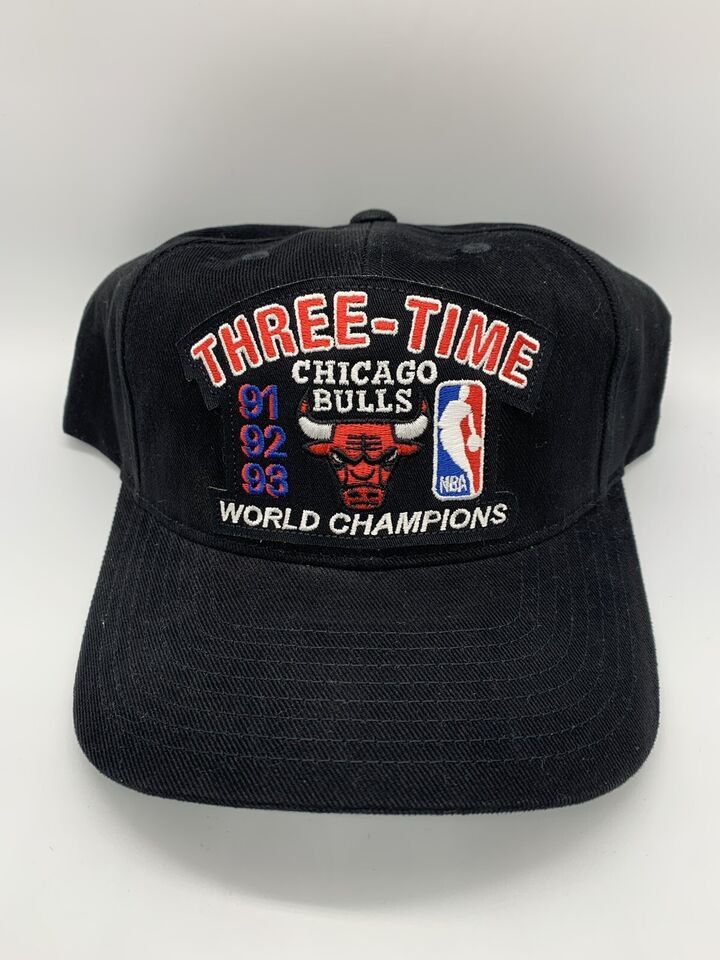 Mitchell & Ness Chicago Bulls Three Time 1993 Champions Hat Snapback Jordan Size ONE SIZE - 1 Thumbnail